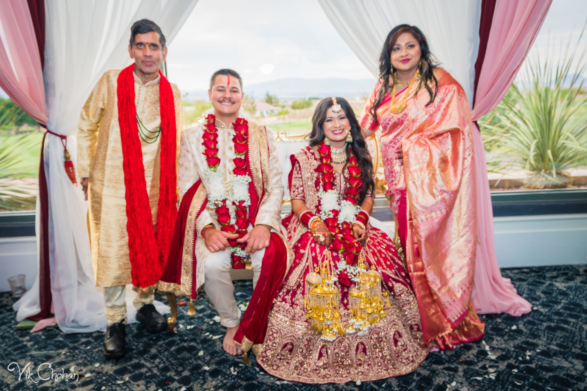 2022-06-09-Annie-&-Steven-Las-Vegas-Indian-Wedding-Ceremony-Photography-Vik-Chohan-Photography-Photo-Booth-Social-Media-VCP-197.jpg