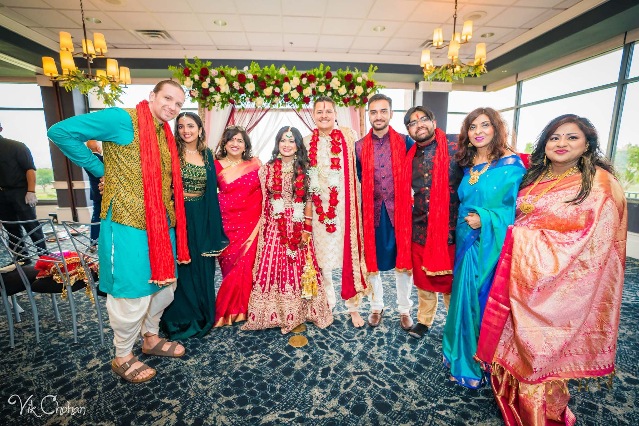 2022-06-09-Annie-&-Steven-Las-Vegas-Indian-Wedding-Ceremony-Photography-Vik-Chohan-Photography-Photo-Booth-Social-Media-VCP-225.jpg