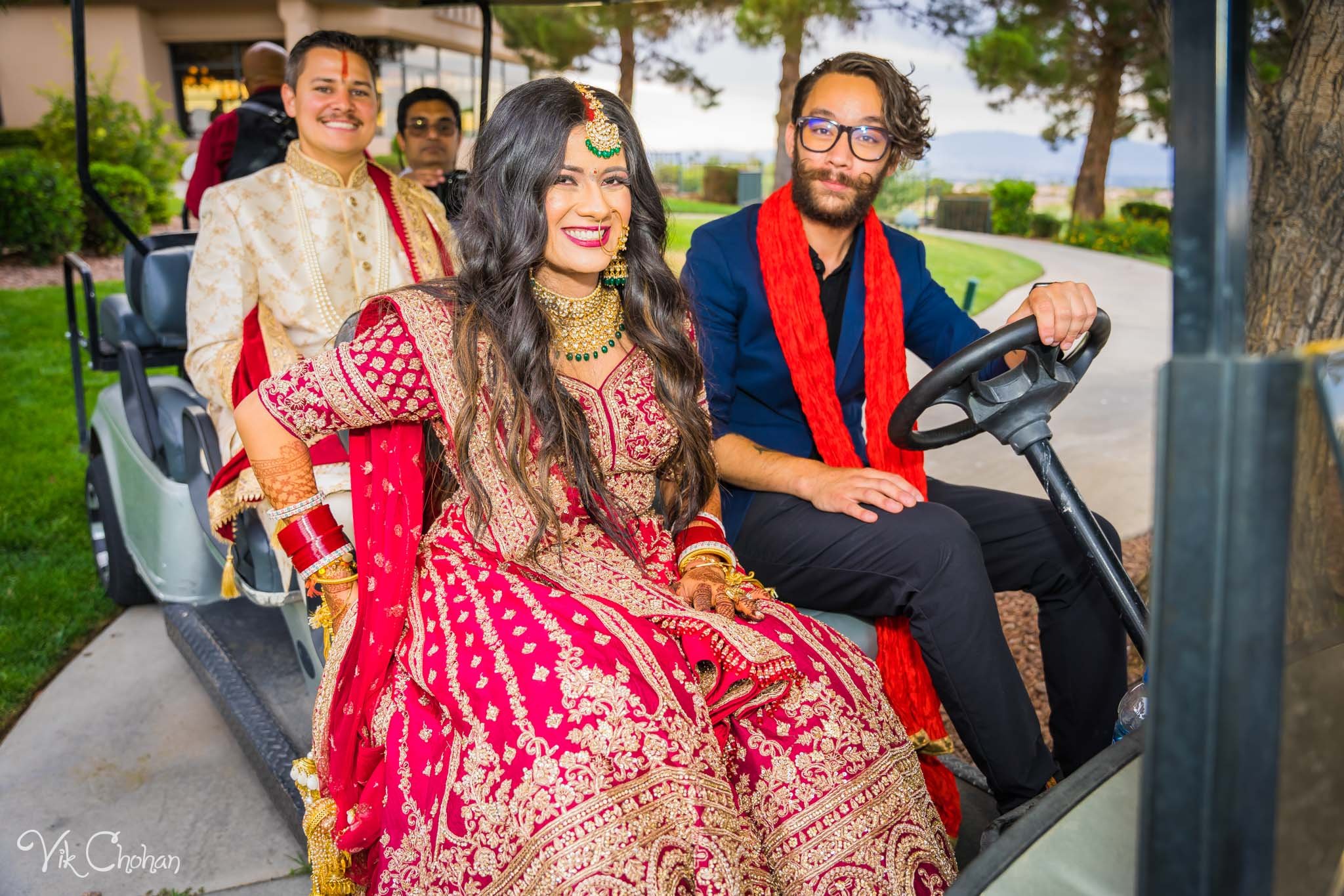 2022-06-09-Annie-&-Steven-Las-Vegas-Indian-Wedding-Ceremony-Photography-Vik-Chohan-Photography-Photo-Booth-Social-Media-VCP-226.jpg