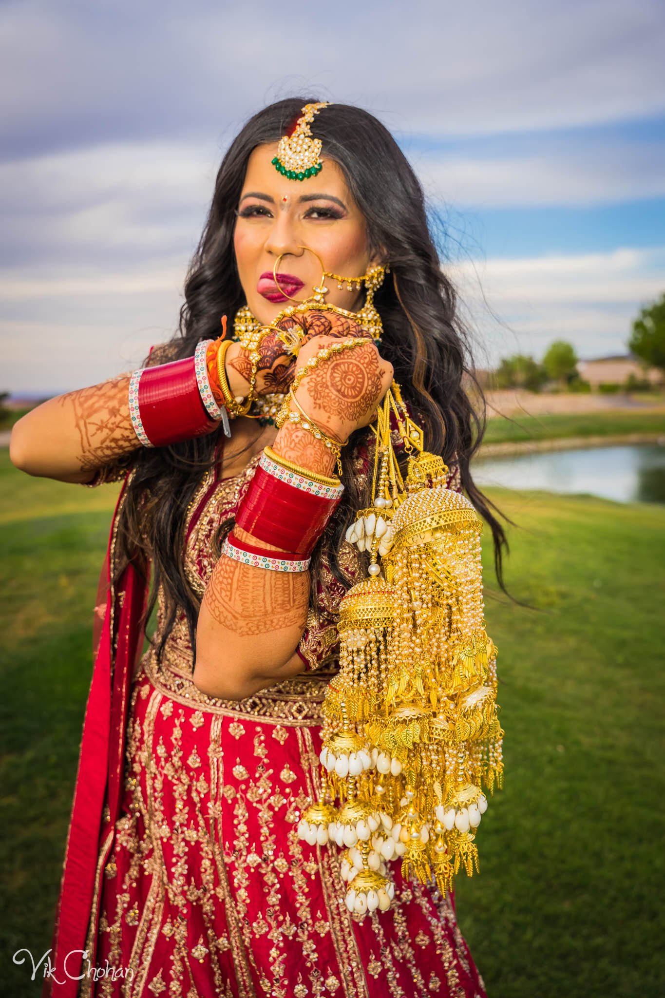 2022-06-09-Annie-&-Steven-Las-Vegas-Indian-Wedding-Ceremony-Photography-Vik-Chohan-Photography-Photo-Booth-Social-Media-VCP-254.jpg
