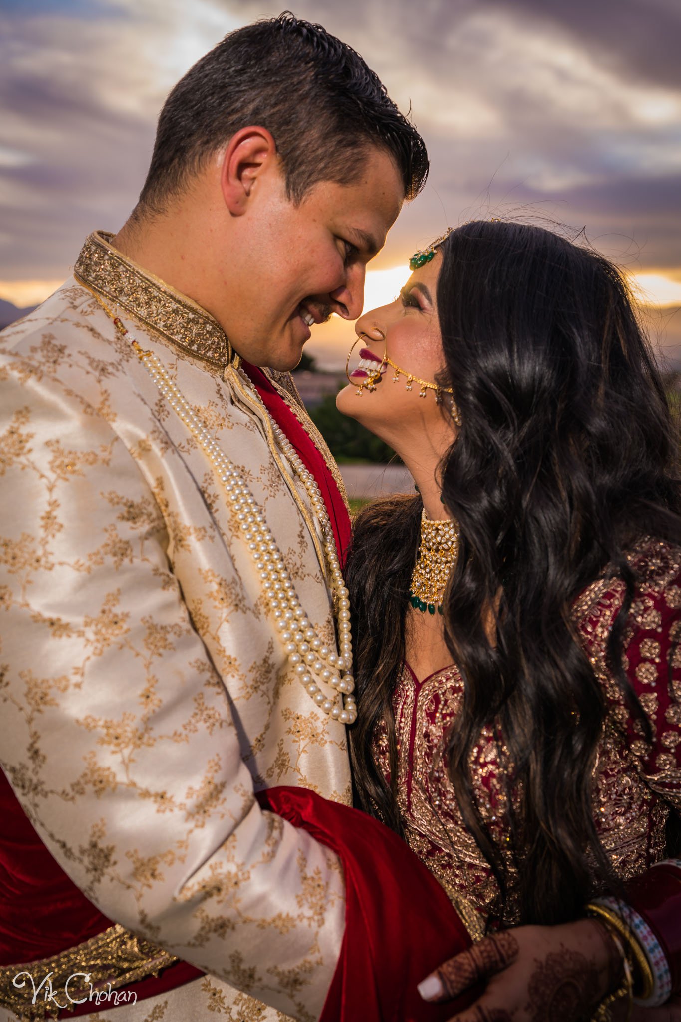 2022-06-09-Annie-&-Steven-Las-Vegas-Indian-Wedding-Ceremony-Photography-Vik-Chohan-Photography-Photo-Booth-Social-Media-VCP-269.jpg
