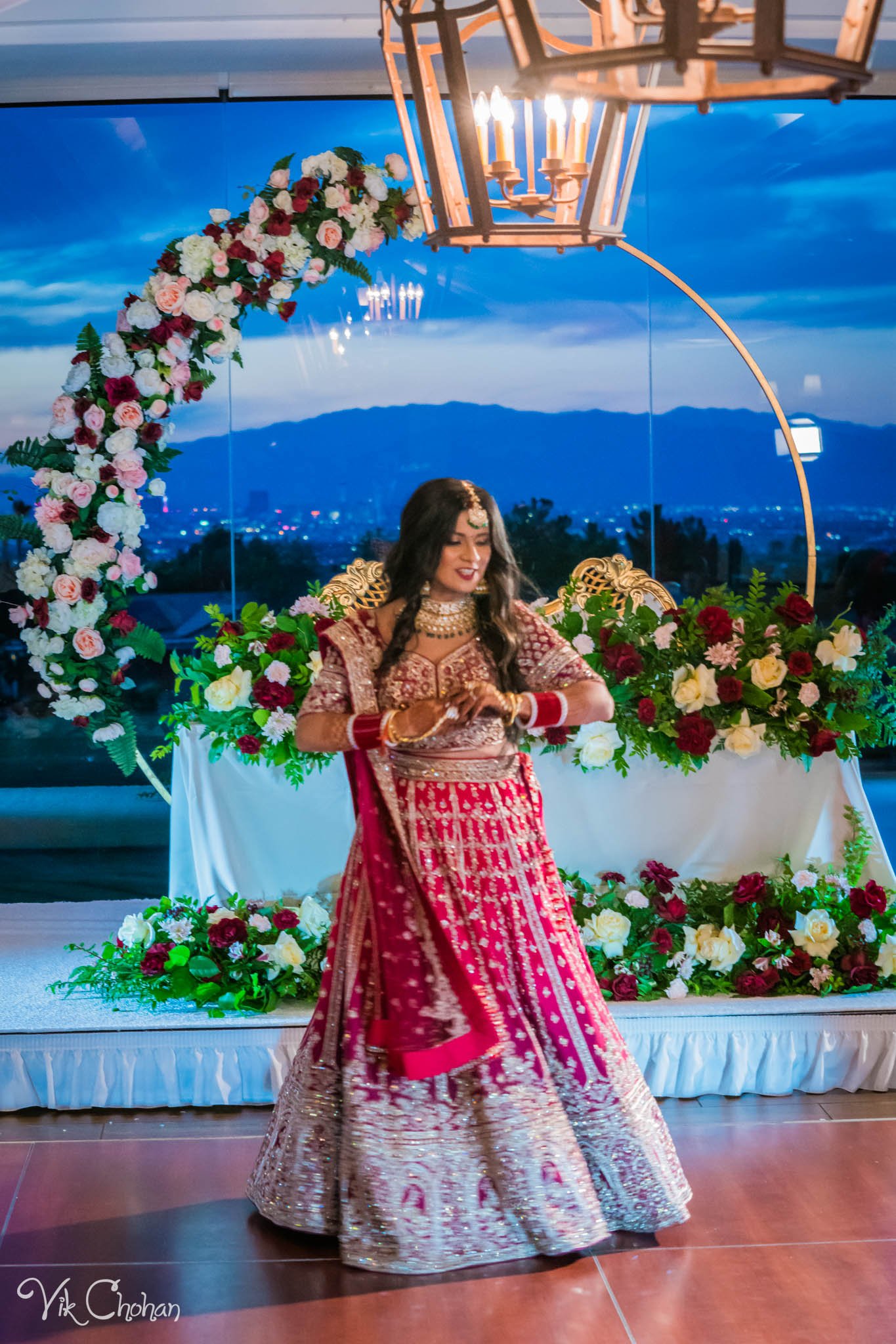 2022-06-09-Annie-&-Steven-Las-Vegas-Indian-Wedding-Ceremony-Photography-Vik-Chohan-Photography-Photo-Booth-Social-Media-VCP-349.jpg