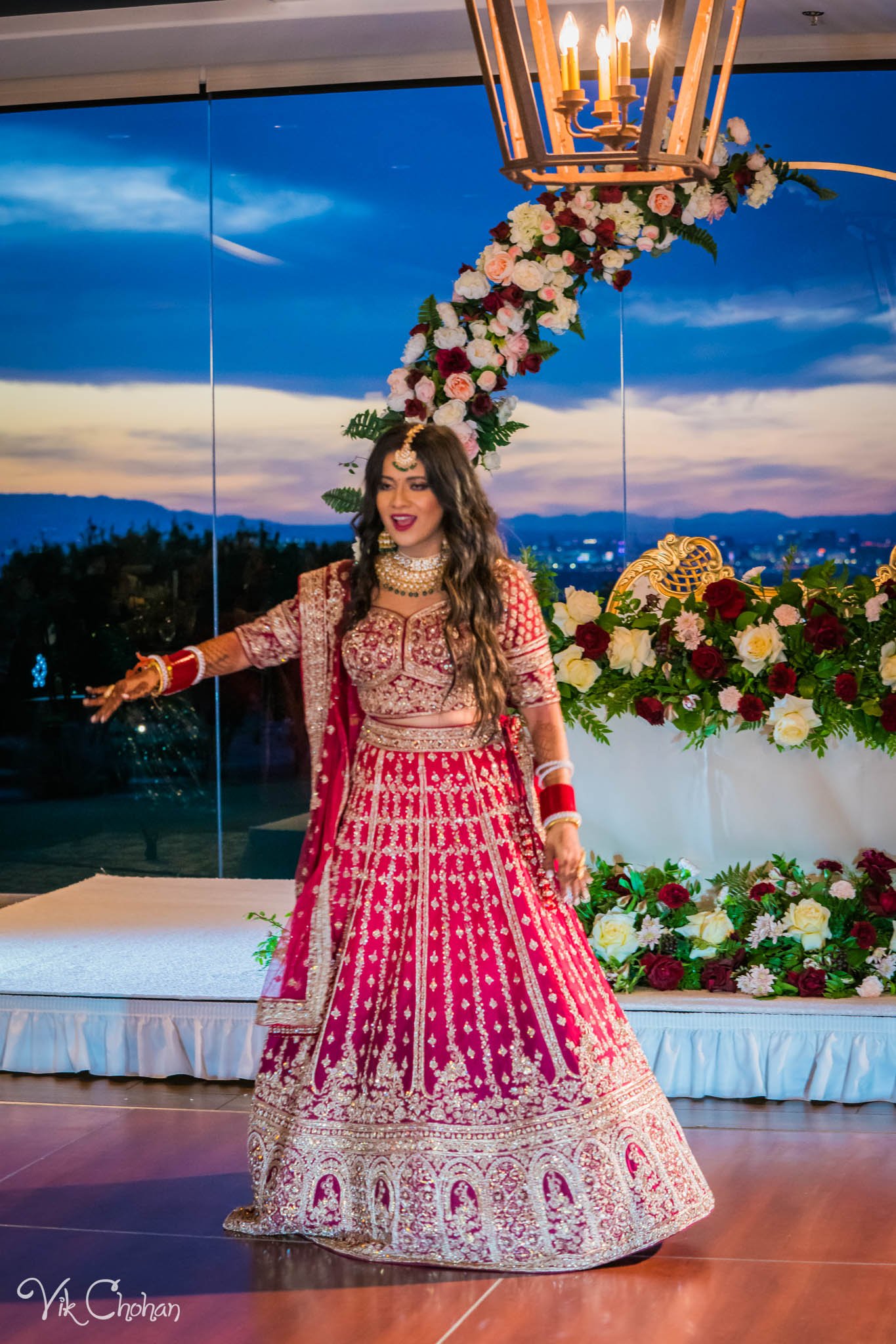 2022-06-09-Annie-&-Steven-Las-Vegas-Indian-Wedding-Ceremony-Photography-Vik-Chohan-Photography-Photo-Booth-Social-Media-VCP-350.jpg