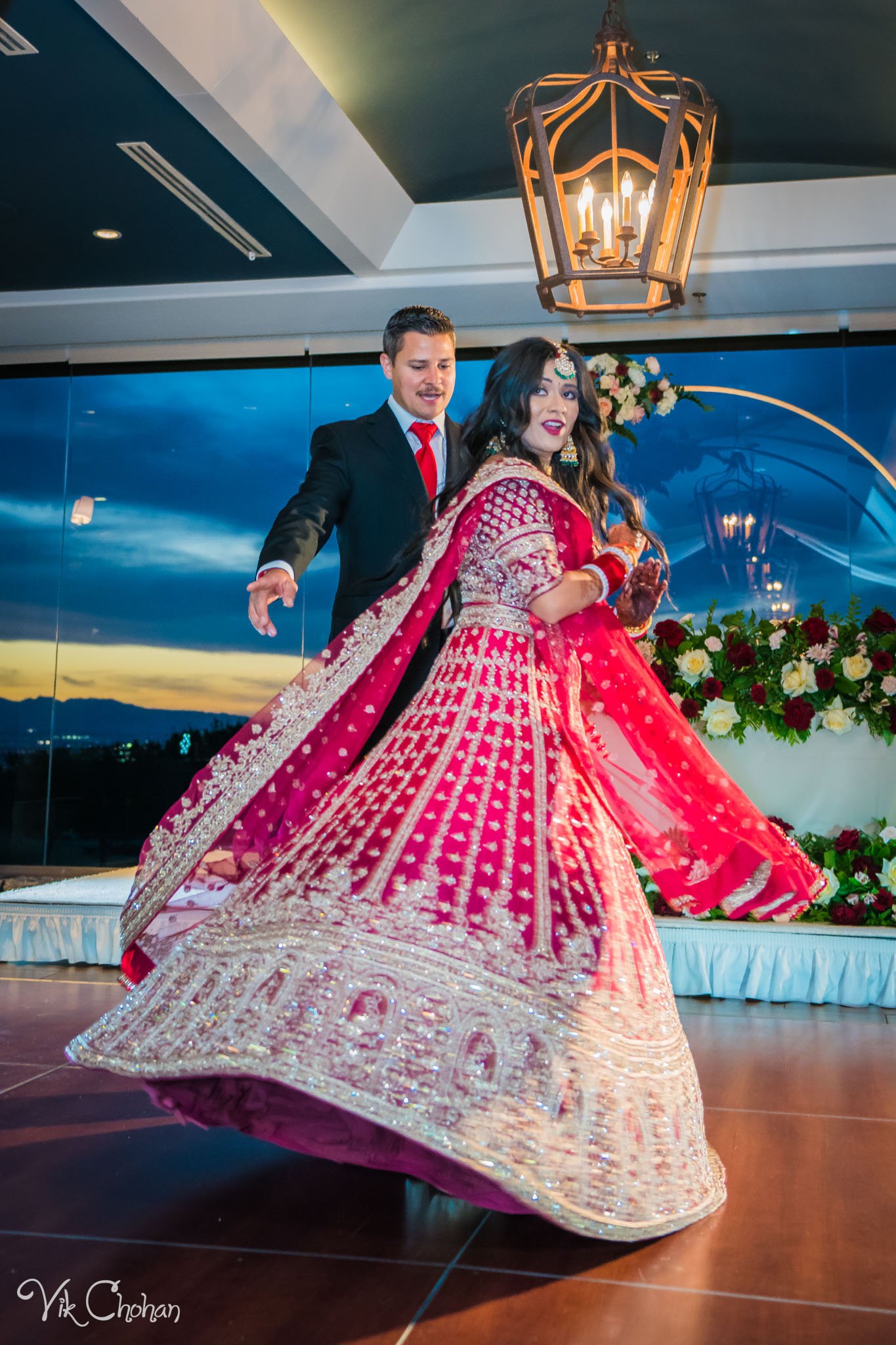 2022-06-09-Annie-&-Steven-Las-Vegas-Indian-Wedding-Ceremony-Photography-Vik-Chohan-Photography-Photo-Booth-Social-Media-VCP-362.jpg