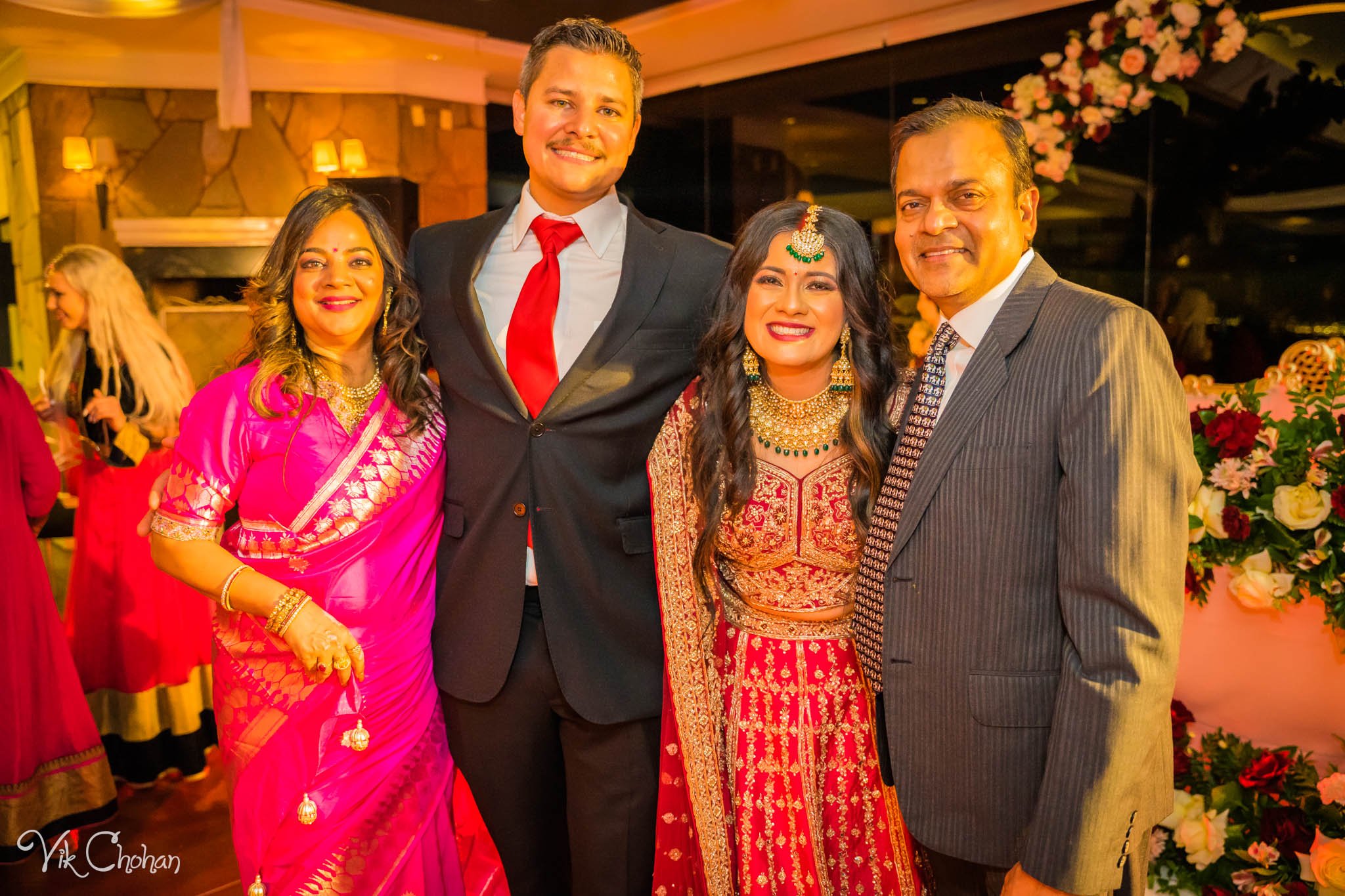 2022-06-09-Annie-&-Steven-Las-Vegas-Indian-Wedding-Ceremony-Photography-Vik-Chohan-Photography-Photo-Booth-Social-Media-VCP-474.jpg