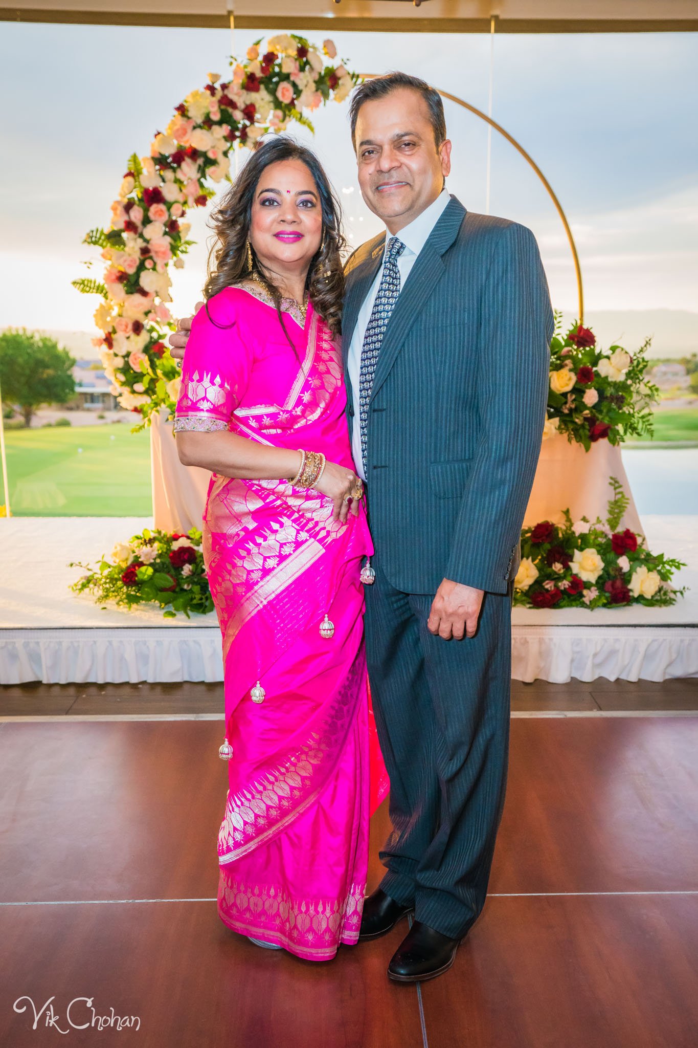 2022-06-09-Annie-&-Steven-Las-Vegas-Indian-Wedding-Ceremony-Photography-Vik-Chohan-Photography-Photo-Booth-Social-Media-VCP-277.jpg