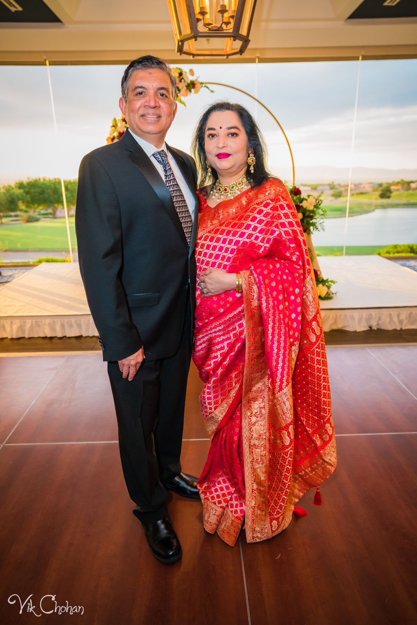 2022-06-09-Annie-&-Steven-Las-Vegas-Indian-Wedding-Ceremony-Photography-Vik-Chohan-Photography-Photo-Booth-Social-Media-VCP-278.jpg