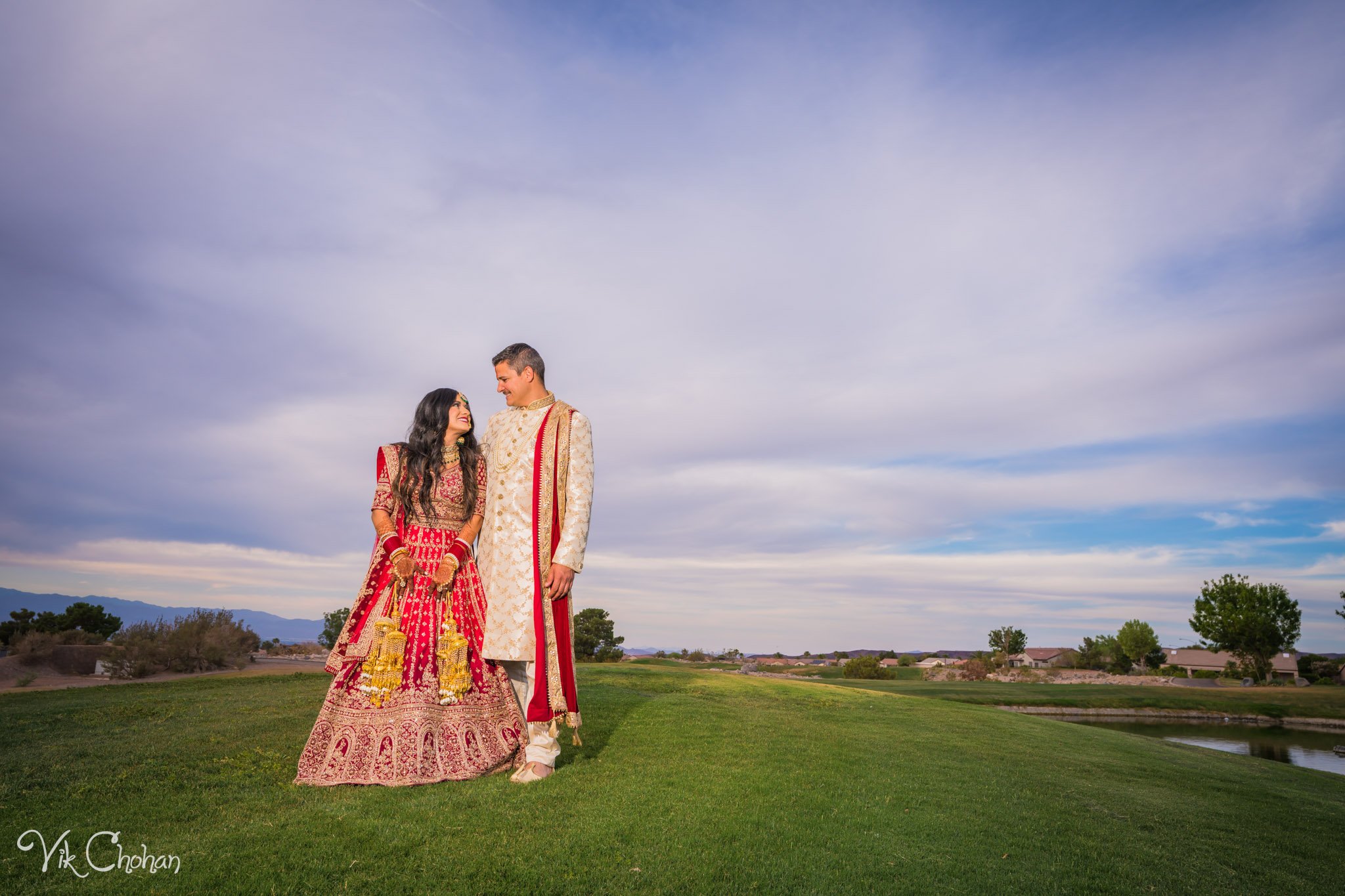 2022-06-09-Annie-&-Steven-Las-Vegas-Indian-Wedding-Ceremony-Photography-Vik-Chohan-Photography-Photo-Booth-Social-Media-VCP-228.jpg