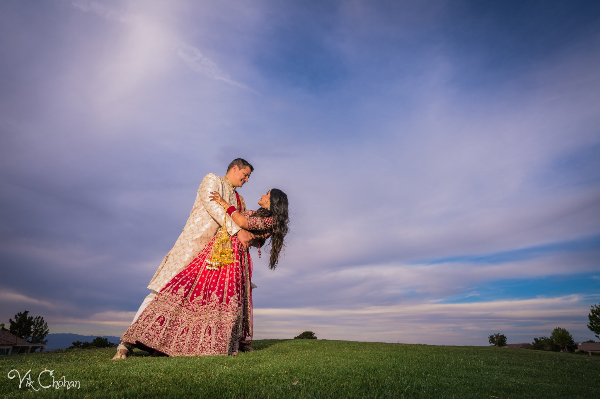 2022-06-09-Annie-&-Steven-Las-Vegas-Indian-Wedding-Ceremony-Photography-Vik-Chohan-Photography-Photo-Booth-Social-Media-VCP-238.jpg