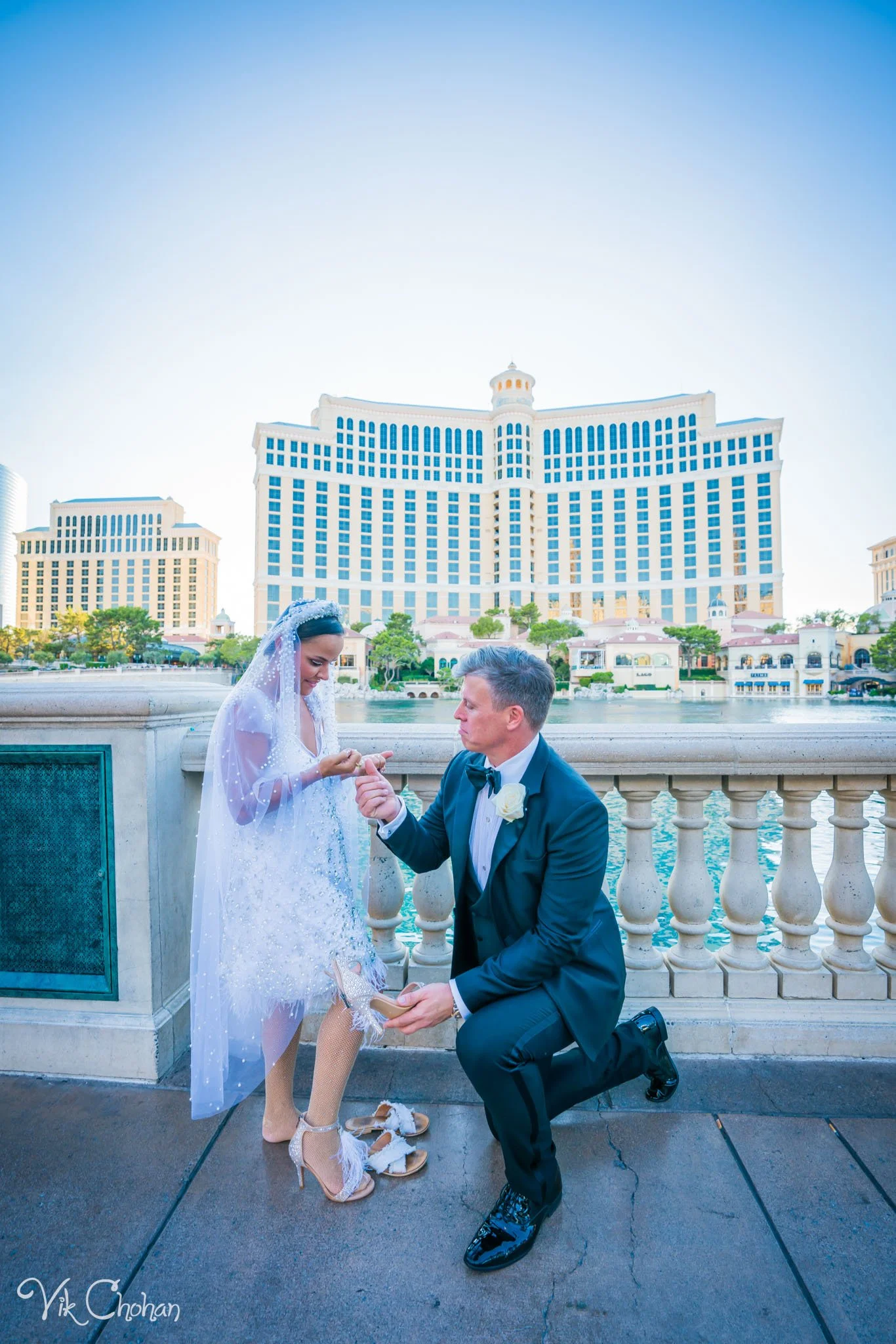 2022-09-16-Lauren-and-Kasper-Las-Vegas-Elopement-Wedding-Photography-Vik-Chohan-Photography-Photo-Booth-Social-Media-VCP-154.jpg