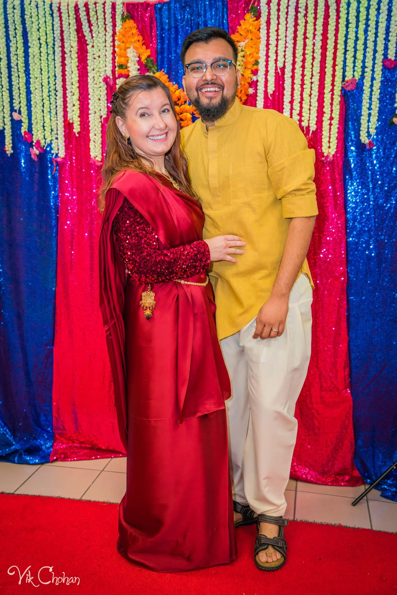 2022-10-01-Las-Vegas-Gujarati-Samaj-Navartri-Garba-Celebration-2022-Day-4-Vik-Chohan-Photography-Photo-Booth-Social-Media-VCP-055.jpg