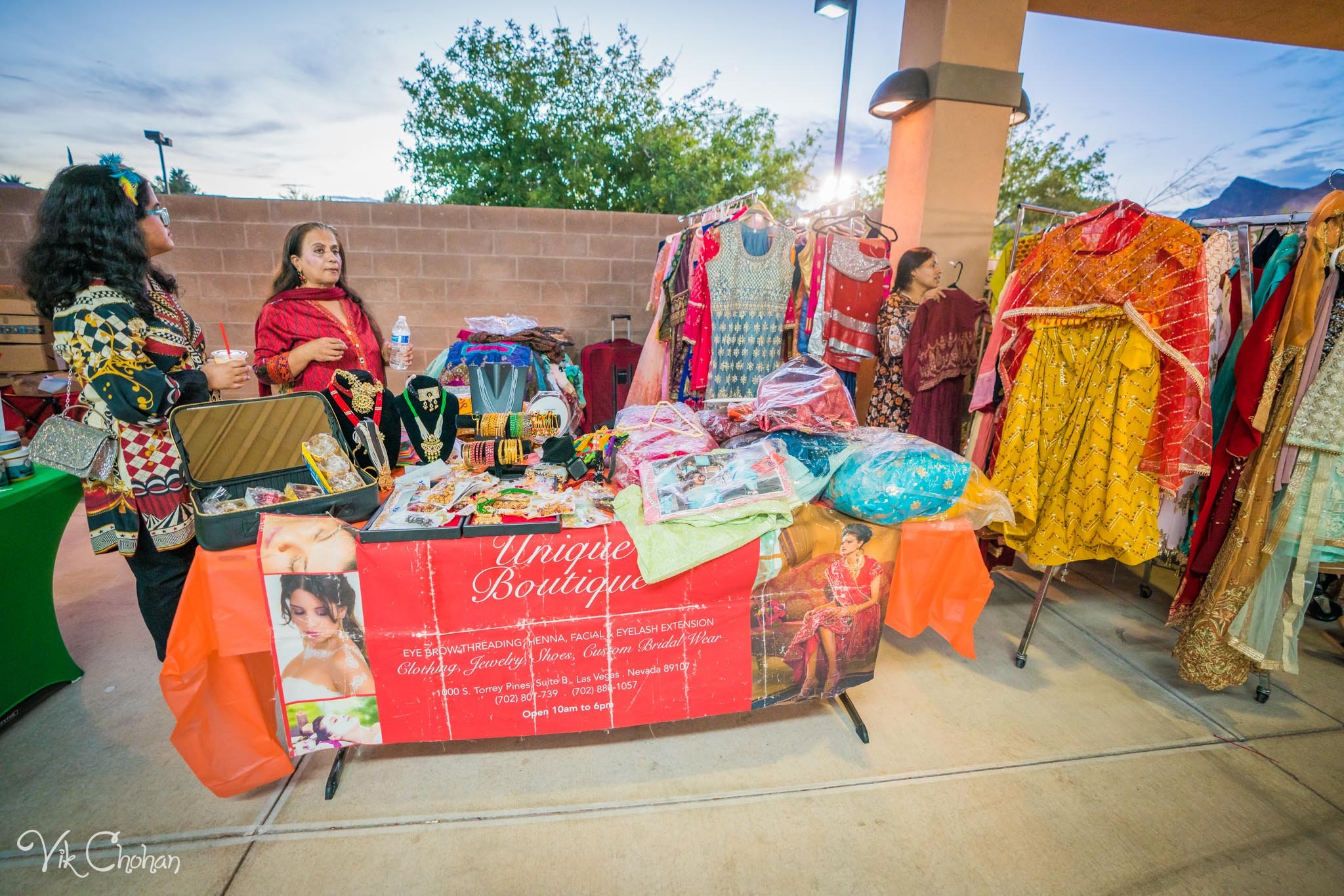 2022-10-09-Dusshera-Mela-at-Hindu-and-Jain-Temple-of-Las-Vegas-Vik-Chohan-Photography-Photo-Booth-Social-Media-VCP-033.jpg