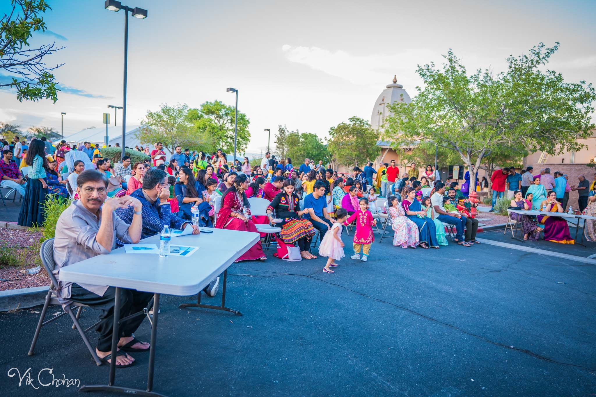 2022-10-09-Dusshera-Mela-at-Hindu-and-Jain-Temple-of-Las-Vegas-Vik-Chohan-Photography-Photo-Booth-Social-Media-VCP-066.jpg