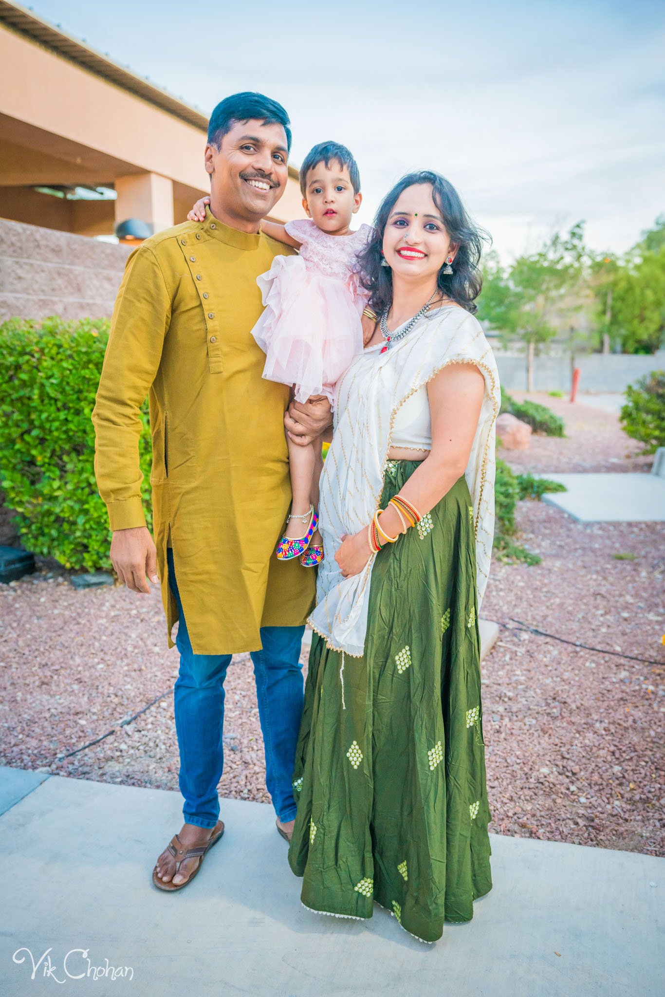 2022-10-09-Dusshera-Mela-at-Hindu-and-Jain-Temple-of-Las-Vegas-Vik-Chohan-Photography-Photo-Booth-Social-Media-VCP-103.jpg