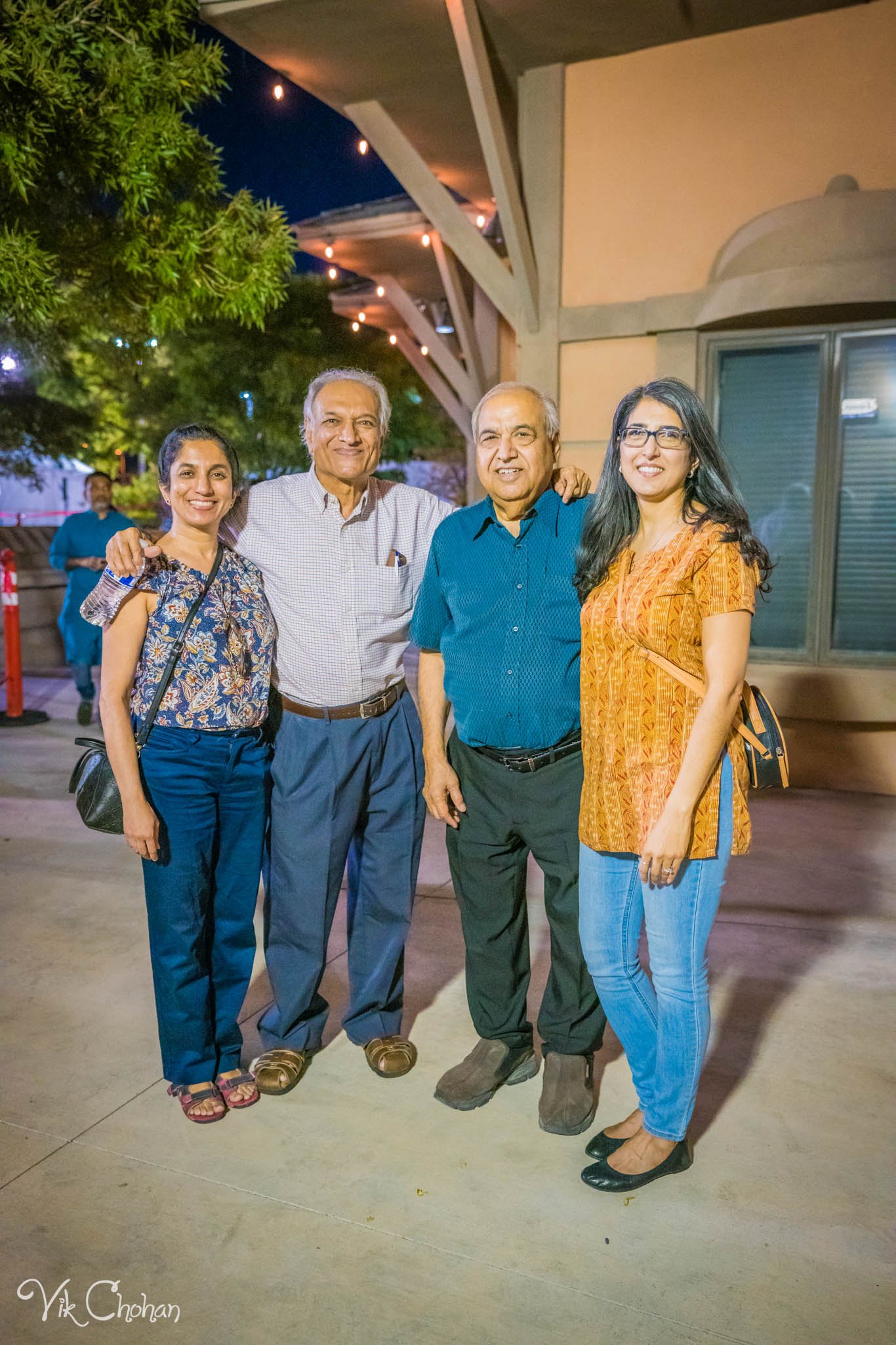 2022-10-09-Dusshera-Mela-at-Hindu-and-Jain-Temple-of-Las-Vegas-Vik-Chohan-Photography-Photo-Booth-Social-Media-VCP-167.jpg