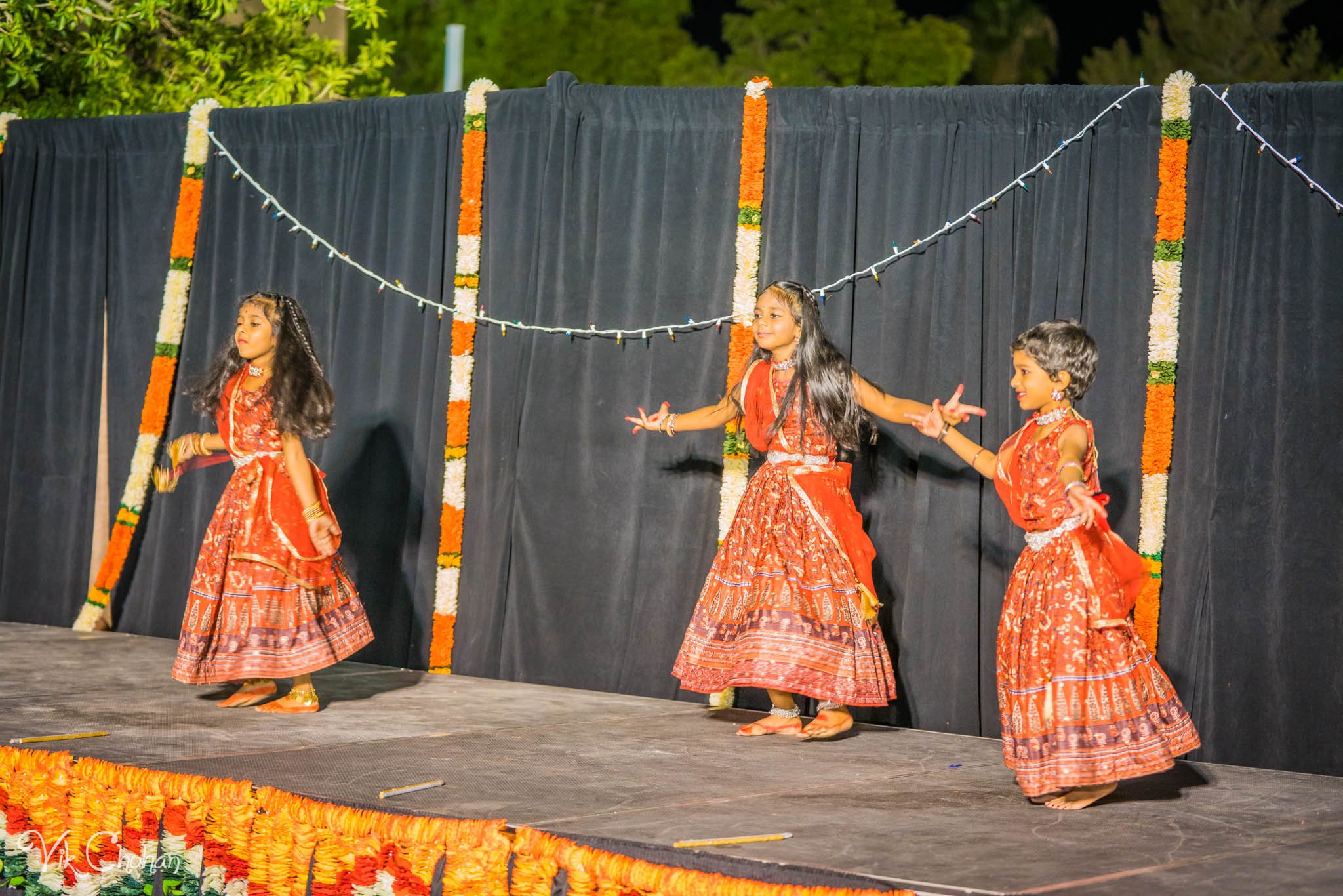 2022-10-09-Dusshera-Mela-at-Hindu-and-Jain-Temple-of-Las-Vegas-Vik-Chohan-Photography-Photo-Booth-Social-Media-VCP-203.jpg