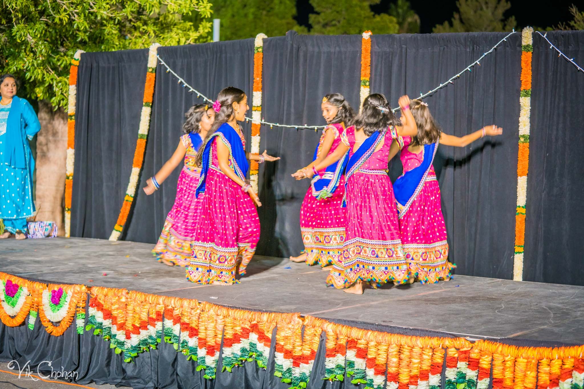 2022-10-09-Dusshera-Mela-at-Hindu-and-Jain-Temple-of-Las-Vegas-Vik-Chohan-Photography-Photo-Booth-Social-Media-VCP-287.jpg