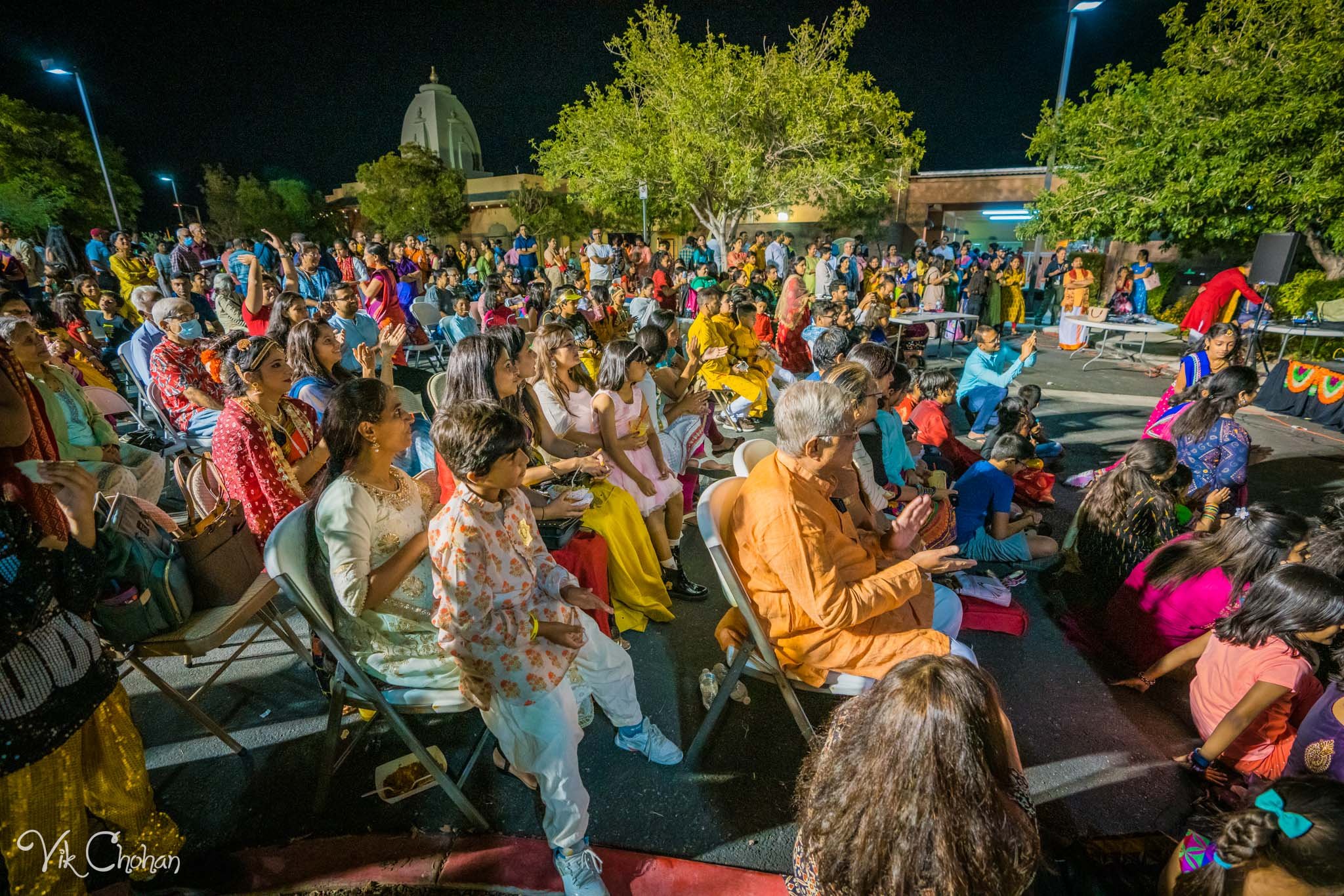 2022-10-09-Dusshera-Mela-at-Hindu-and-Jain-Temple-of-Las-Vegas-Vik-Chohan-Photography-Photo-Booth-Social-Media-VCP-317.jpg