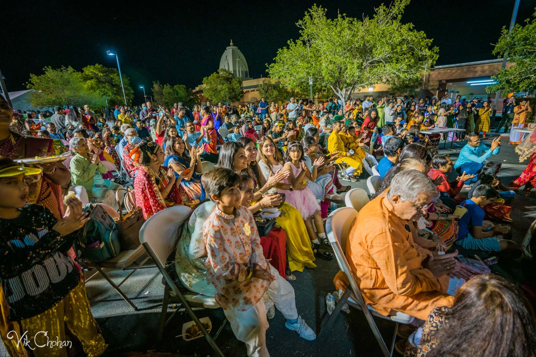 2022-10-09-Dusshera-Mela-at-Hindu-and-Jain-Temple-of-Las-Vegas-Vik-Chohan-Photography-Photo-Booth-Social-Media-VCP-318.jpg