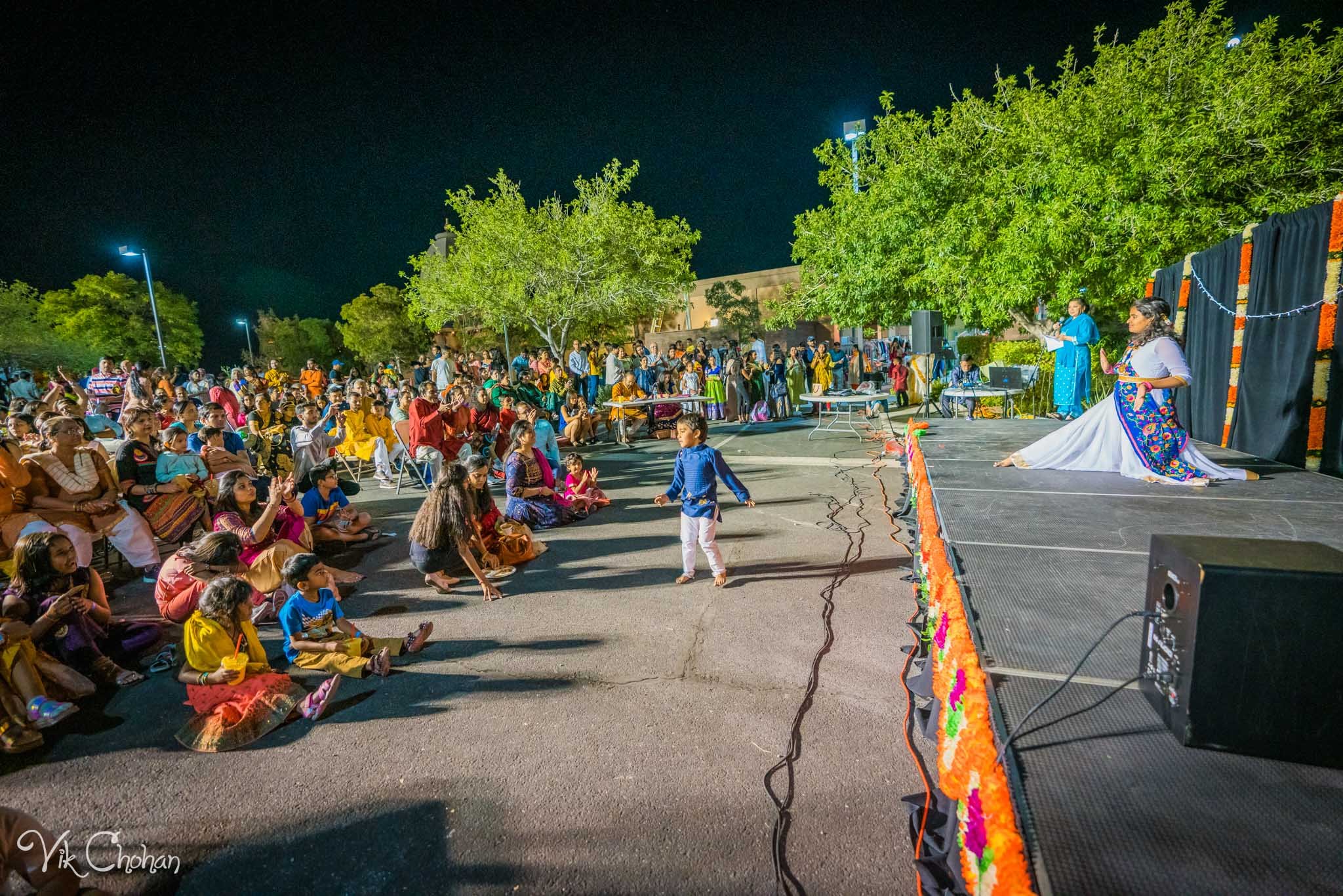 2022-10-09-Dusshera-Mela-at-Hindu-and-Jain-Temple-of-Las-Vegas-Vik-Chohan-Photography-Photo-Booth-Social-Media-VCP-328.jpg