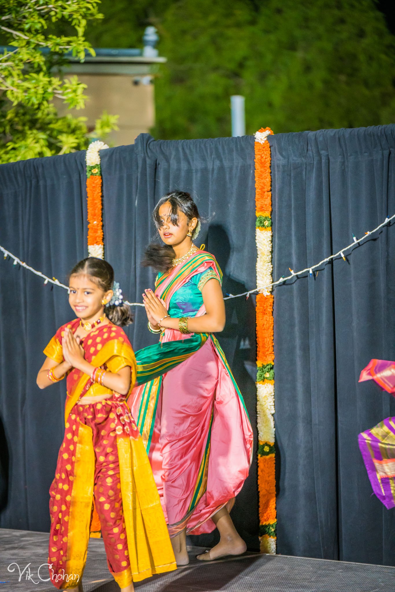 2022-10-09-Dusshera-Mela-at-Hindu-and-Jain-Temple-of-Las-Vegas-Vik-Chohan-Photography-Photo-Booth-Social-Media-VCP-346.jpg