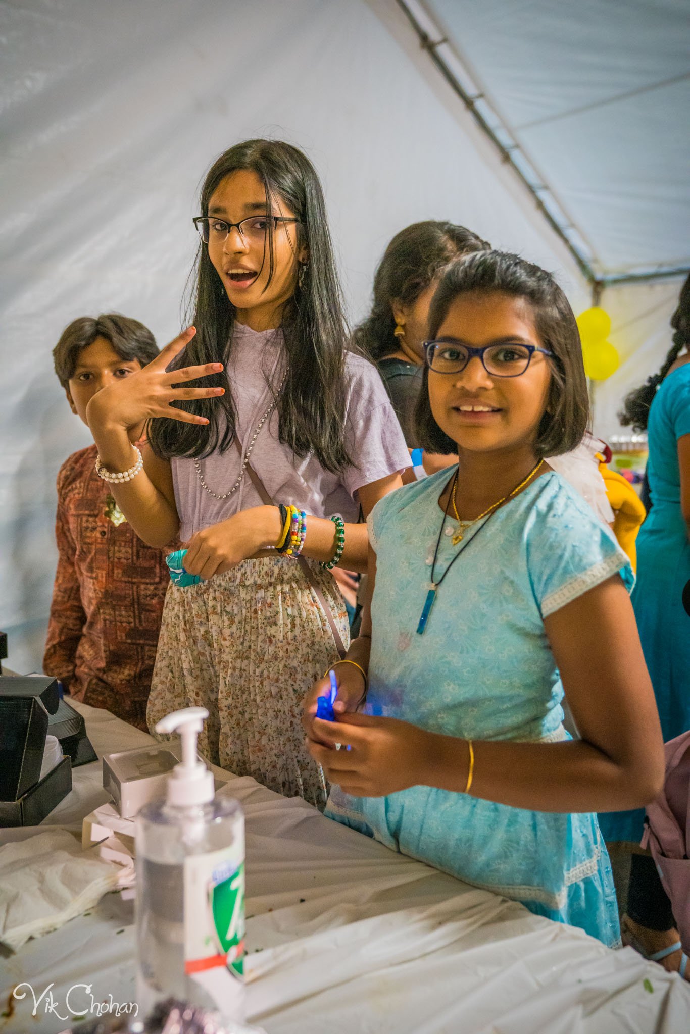 2022-10-09-Dusshera-Mela-at-Hindu-and-Jain-Temple-of-Las-Vegas-Vik-Chohan-Photography-Photo-Booth-Social-Media-VCP-397.jpg