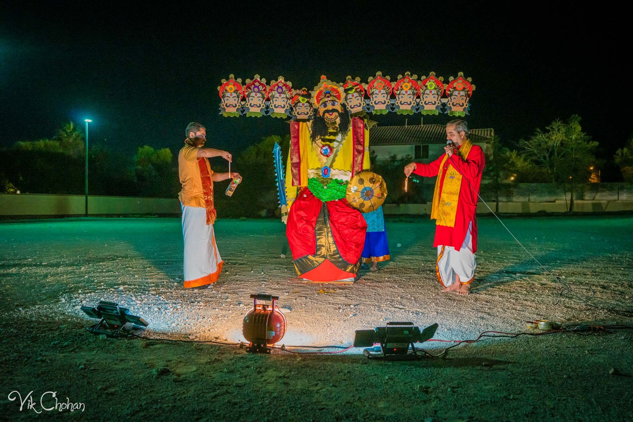 2022-10-09-Dusshera-Mela-at-Hindu-and-Jain-Temple-of-Las-Vegas-Vik-Chohan-Photography-Photo-Booth-Social-Media-VCP-472.jpg