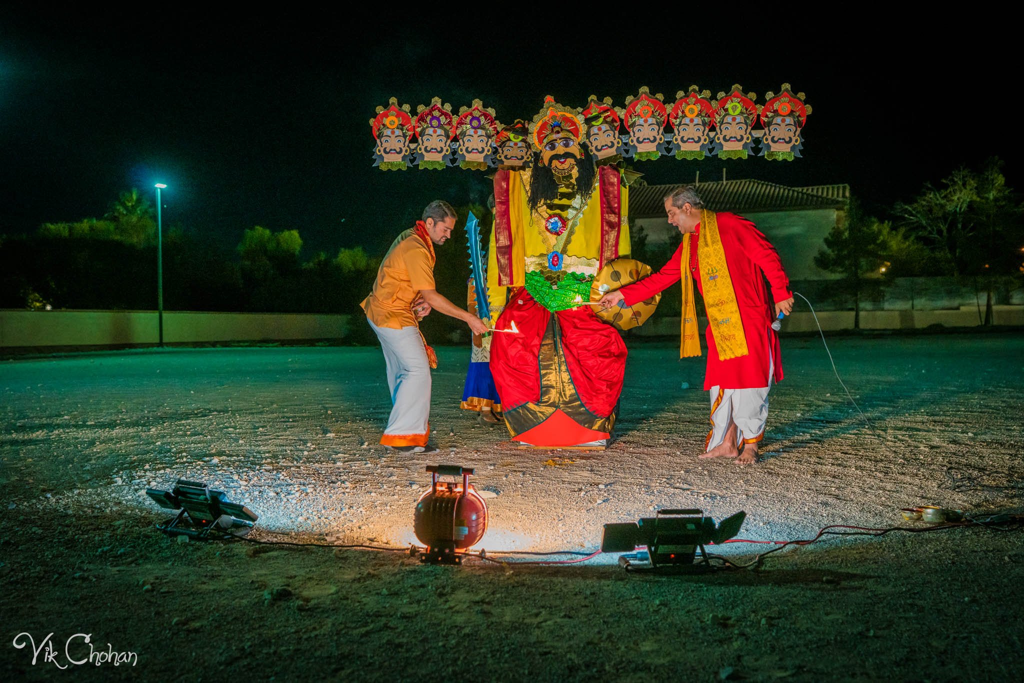 2022-10-09-Dusshera-Mela-at-Hindu-and-Jain-Temple-of-Las-Vegas-Vik-Chohan-Photography-Photo-Booth-Social-Media-VCP-474.jpg