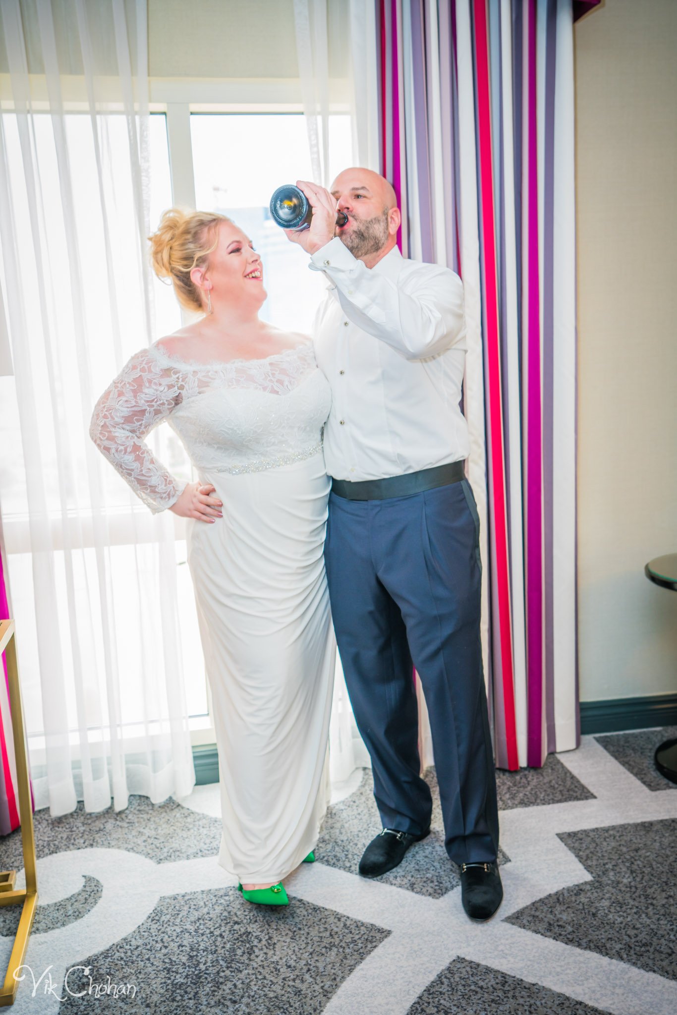 2022-10-15-Kate-and-David-Las-Vegas-Wedding-Celebration-Vik-Chohan-Photography-Photo-Booth-Social-Media-VCP-003.jpg