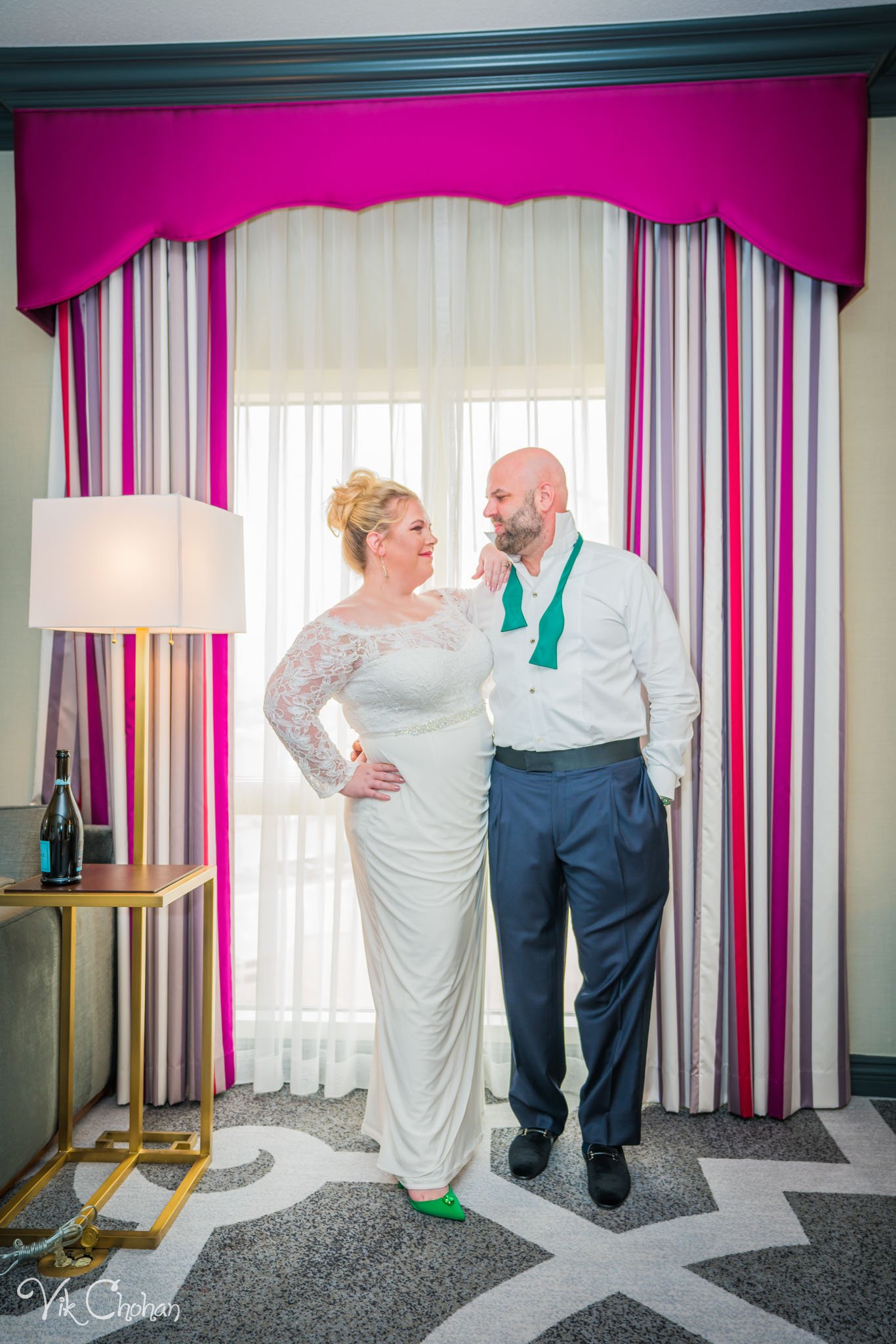 2022-10-15-Kate-and-David-Las-Vegas-Wedding-Celebration-Vik-Chohan-Photography-Photo-Booth-Social-Media-VCP-017.jpg