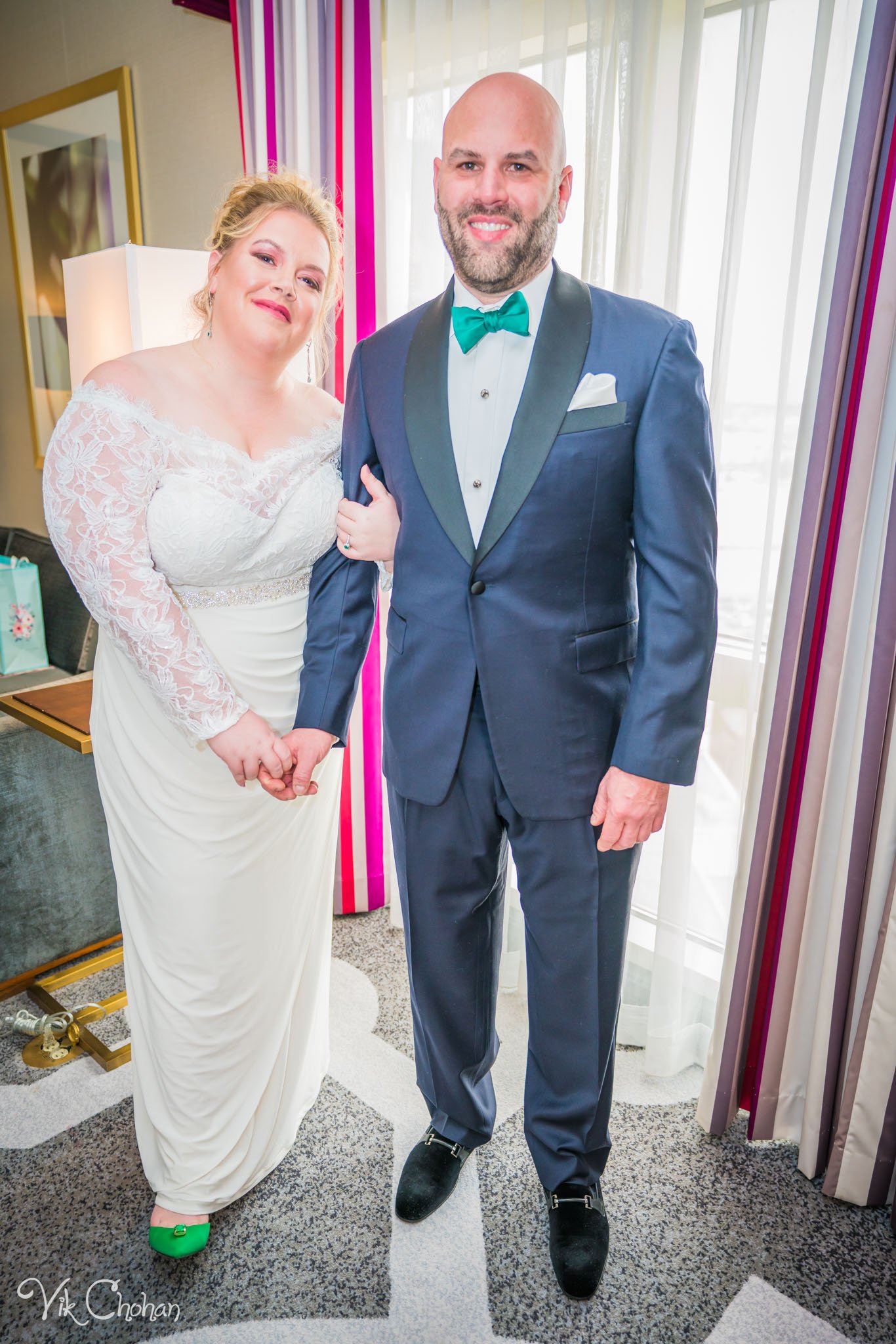 2022-10-15-Kate-and-David-Las-Vegas-Wedding-Celebration-Vik-Chohan-Photography-Photo-Booth-Social-Media-VCP-034.jpg