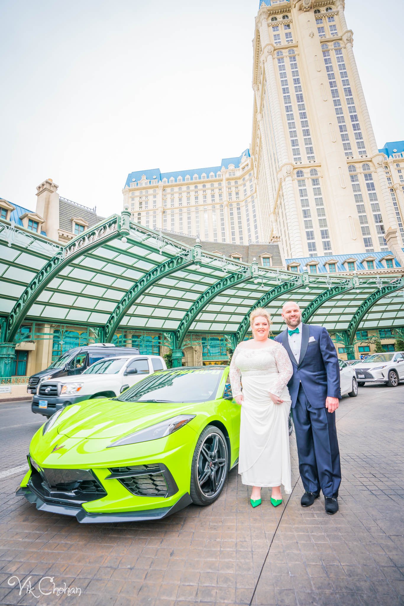 2022-10-15-Kate-and-David-Las-Vegas-Wedding-Celebration-Vik-Chohan-Photography-Photo-Booth-Social-Media-VCP-070.jpg