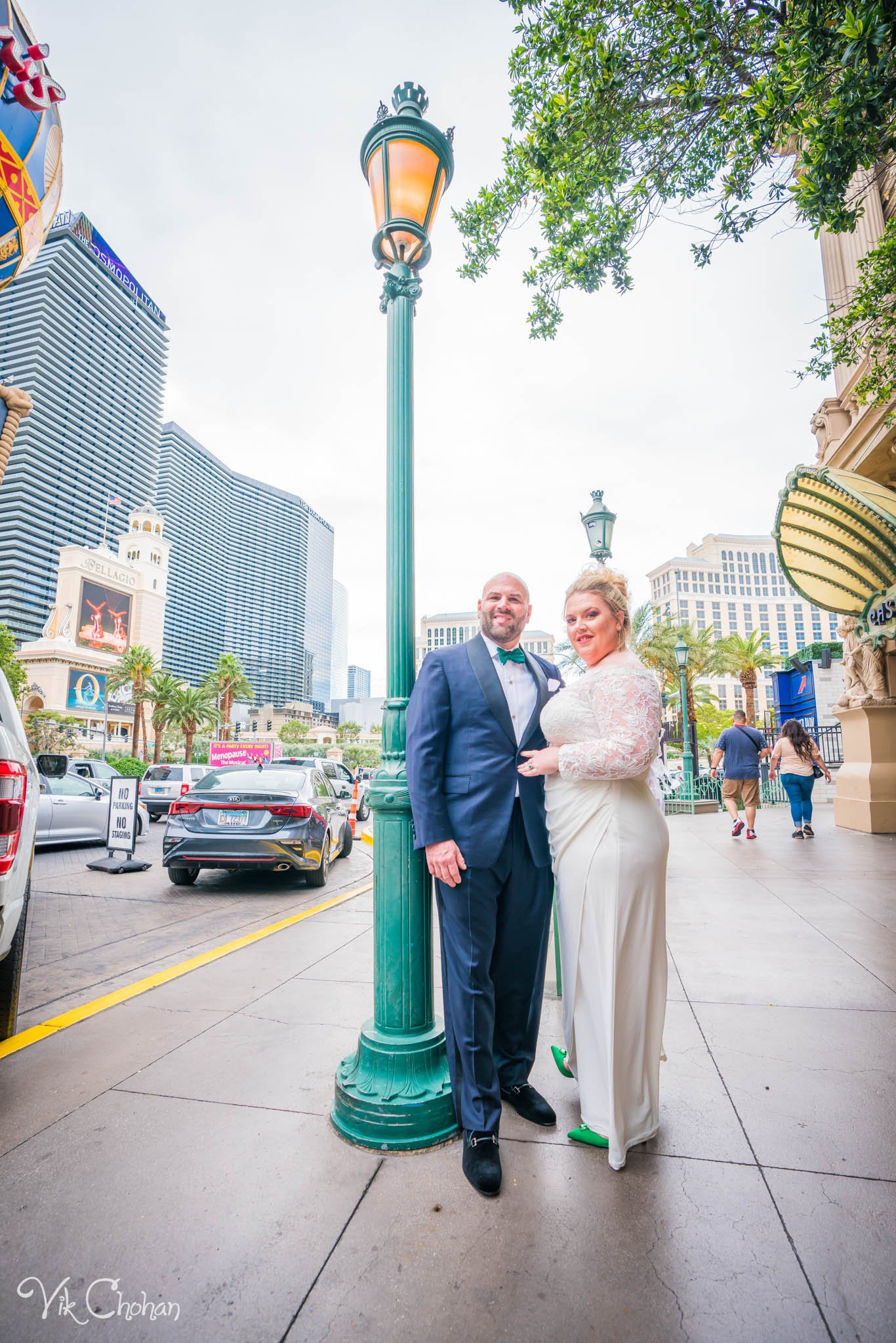 2022-10-15-Kate-and-David-Las-Vegas-Wedding-Celebration-Vik-Chohan-Photography-Photo-Booth-Social-Media-VCP-073.jpg