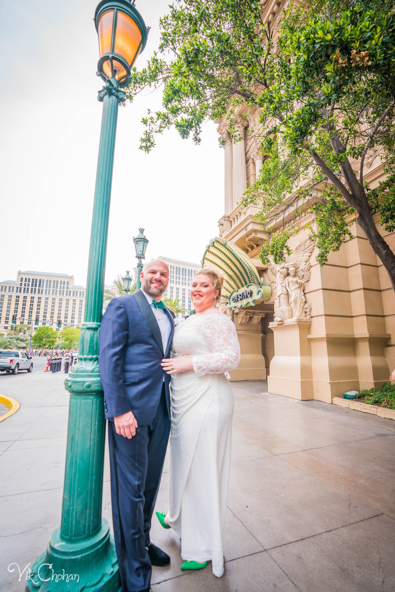 2022-10-15-Kate-and-David-Las-Vegas-Wedding-Celebration-Vik-Chohan-Photography-Photo-Booth-Social-Media-VCP-074.jpg