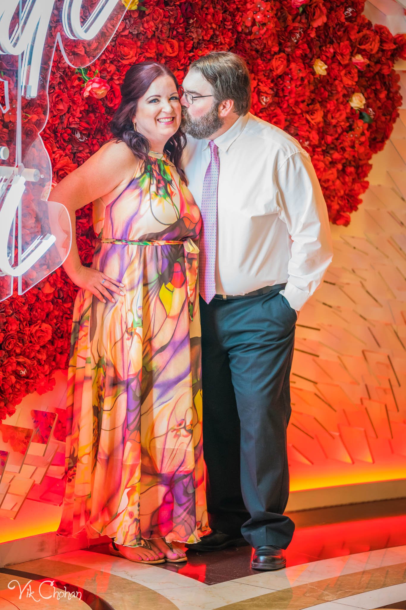 2022-10-21-Kelly-and-Matt-10th-Anniversary-Celebration-In-Las-Vegas-Vik-Chohan-Photography-Photo-Booth-Social-Media-VCP-075.jpg