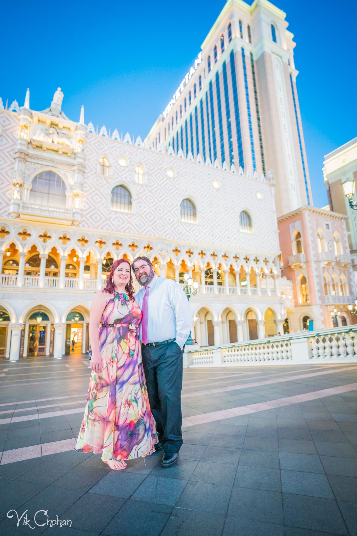 2022-10-21-Kelly-and-Matt-10th-Anniversary-Celebration-In-Las-Vegas-Vik-Chohan-Photography-Photo-Booth-Social-Media-VCP-104.jpg