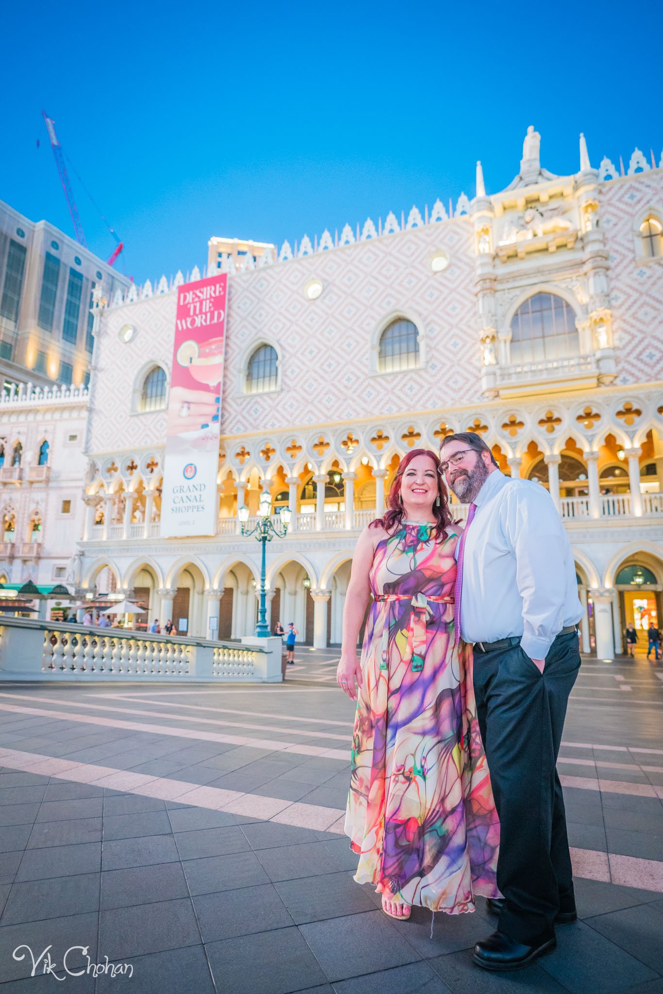 2022-10-21-Kelly-and-Matt-10th-Anniversary-Celebration-In-Las-Vegas-Vik-Chohan-Photography-Photo-Booth-Social-Media-VCP-105.jpg