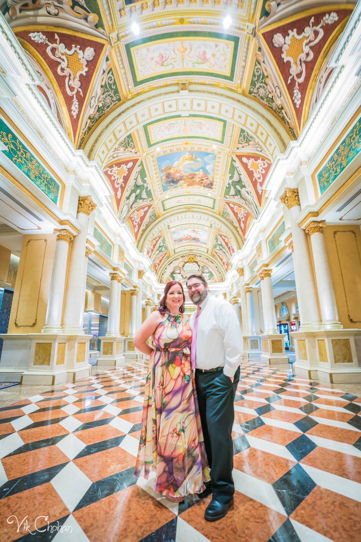 2022-10-21-Kelly-and-Matt-10th-Anniversary-Celebration-In-Las-Vegas-Vik-Chohan-Photography-Photo-Booth-Social-Media-VCP-131.jpg