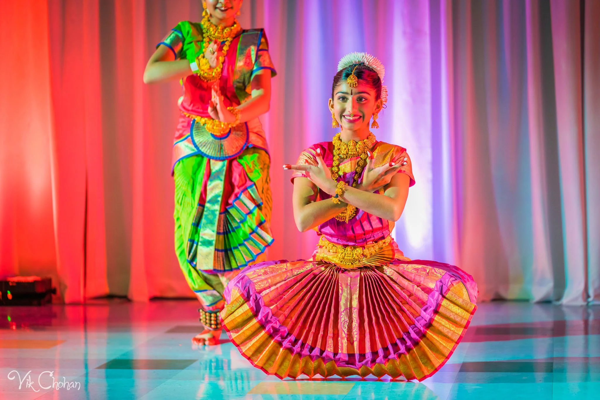 2022-11-05-Nritya-Academy-of-Indian-Dances-FOILV-Diwali-Dhamaka-Vik-Chohan-Photography-Photo-Booth-Social-Media-VCP-635.jpg