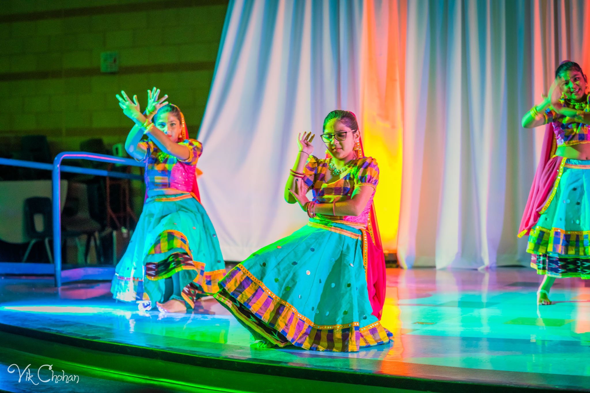 2022-11-05-Nritya-Academy-of-Indian-Dances-FOILV-Diwali-Dhamaka-Vik-Chohan-Photography-Photo-Booth-Social-Media-VCP-362.jpg