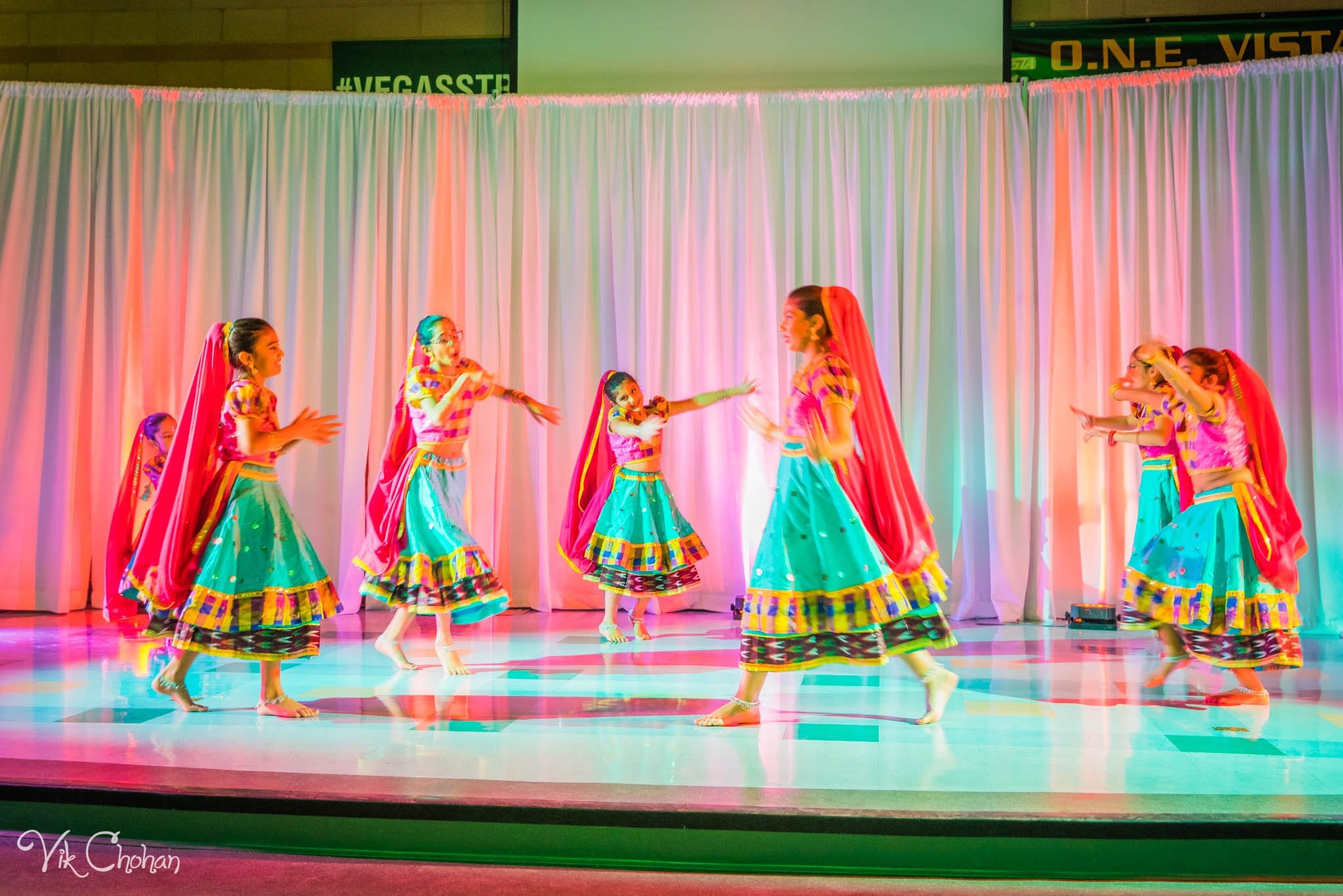2022-11-05-Nritya-Academy-of-Indian-Dances-FOILV-Diwali-Dhamaka-Vik-Chohan-Photography-Photo-Booth-Social-Media-VCP-388.jpg