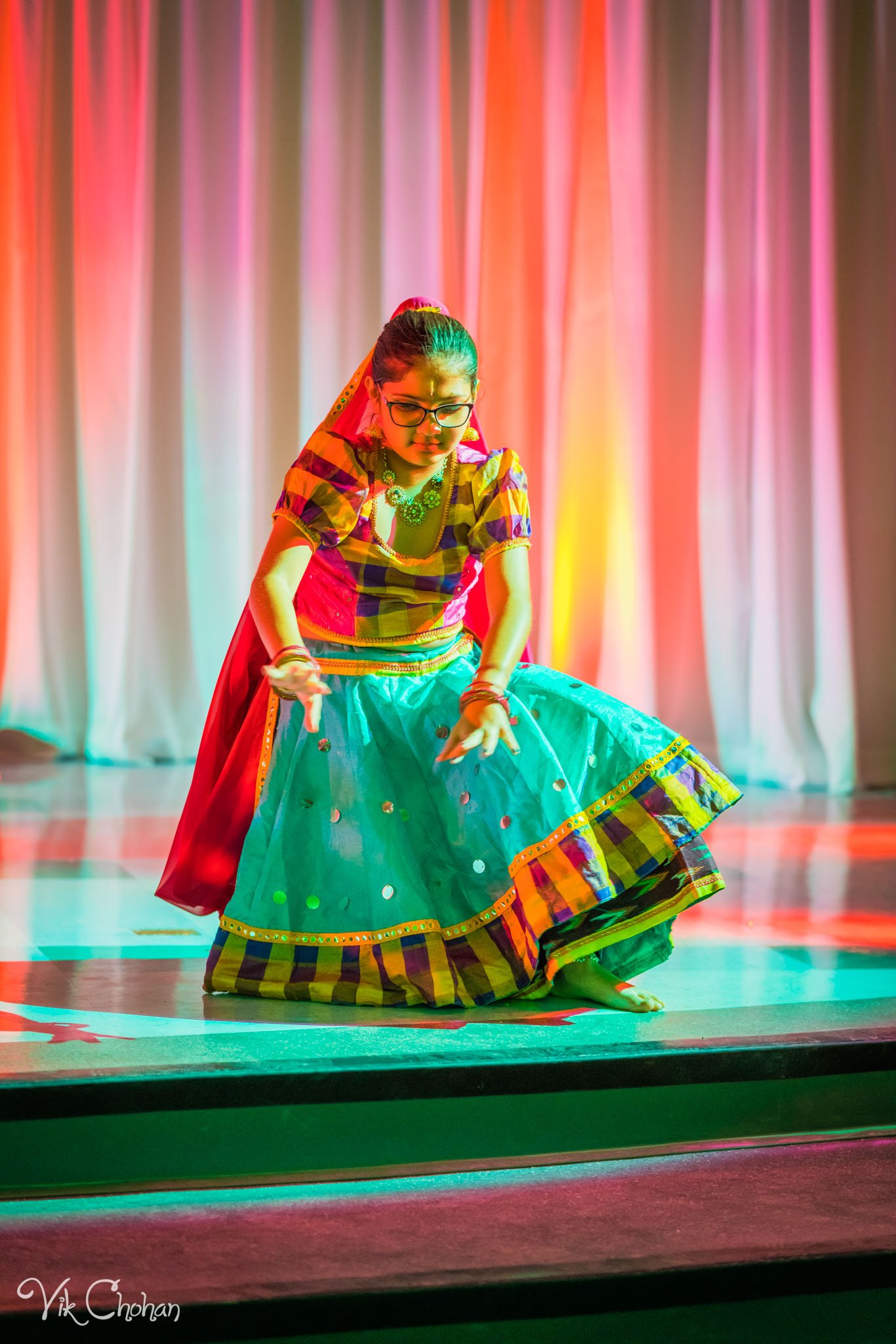 2022-11-05-Nritya-Academy-of-Indian-Dances-FOILV-Diwali-Dhamaka-Vik-Chohan-Photography-Photo-Booth-Social-Media-VCP-391.jpg