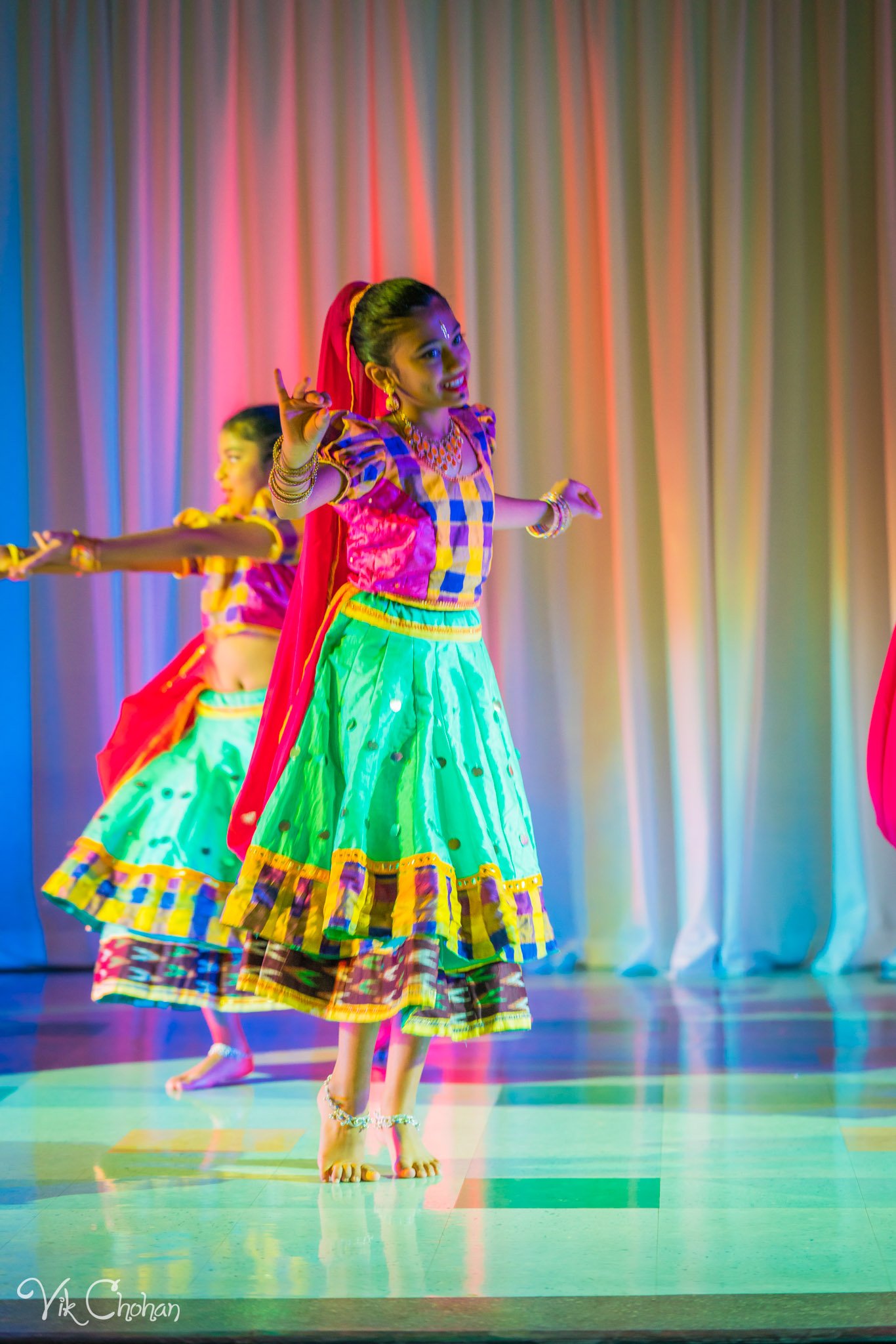 2022-11-05-Nritya-Academy-of-Indian-Dances-FOILV-Diwali-Dhamaka-Vik-Chohan-Photography-Photo-Booth-Social-Media-VCP-403.jpg