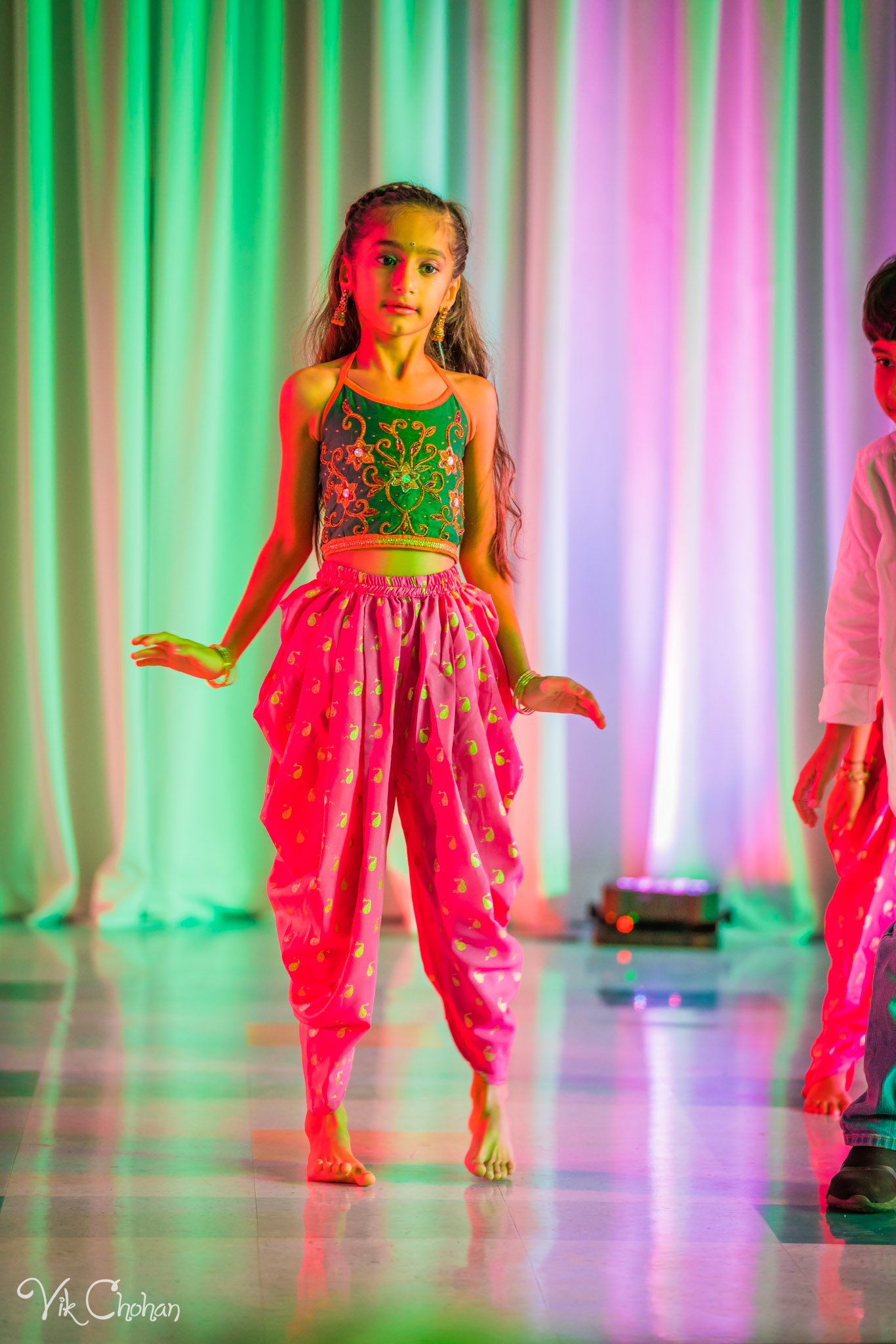 2022-11-05-Nritya-Academy-of-Indian-Dances-FOILV-Diwali-Dhamaka-Vik-Chohan-Photography-Photo-Booth-Social-Media-VCP-104.jpg