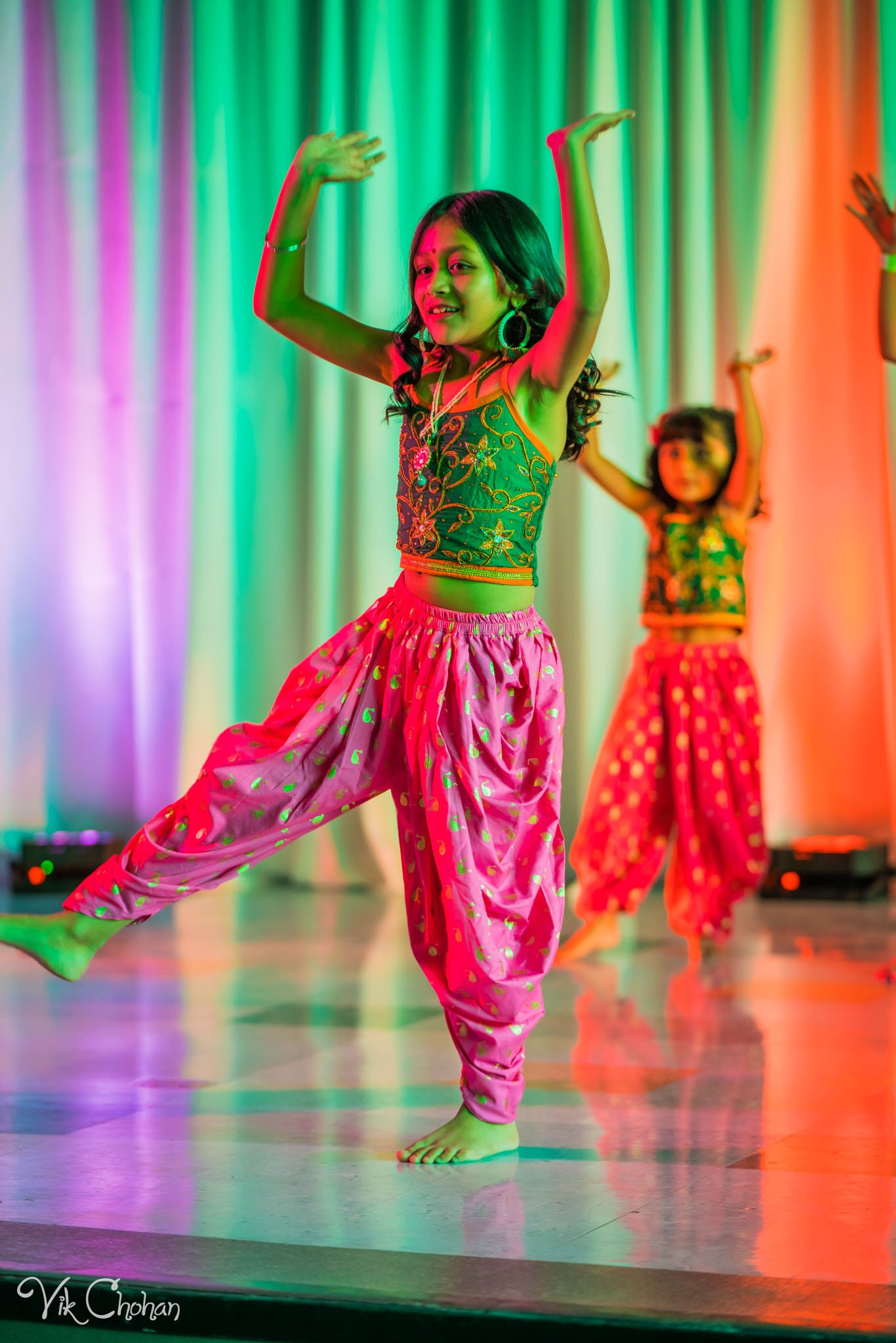 2022-11-05-Nritya-Academy-of-Indian-Dances-FOILV-Diwali-Dhamaka-Vik-Chohan-Photography-Photo-Booth-Social-Media-VCP-116.jpg