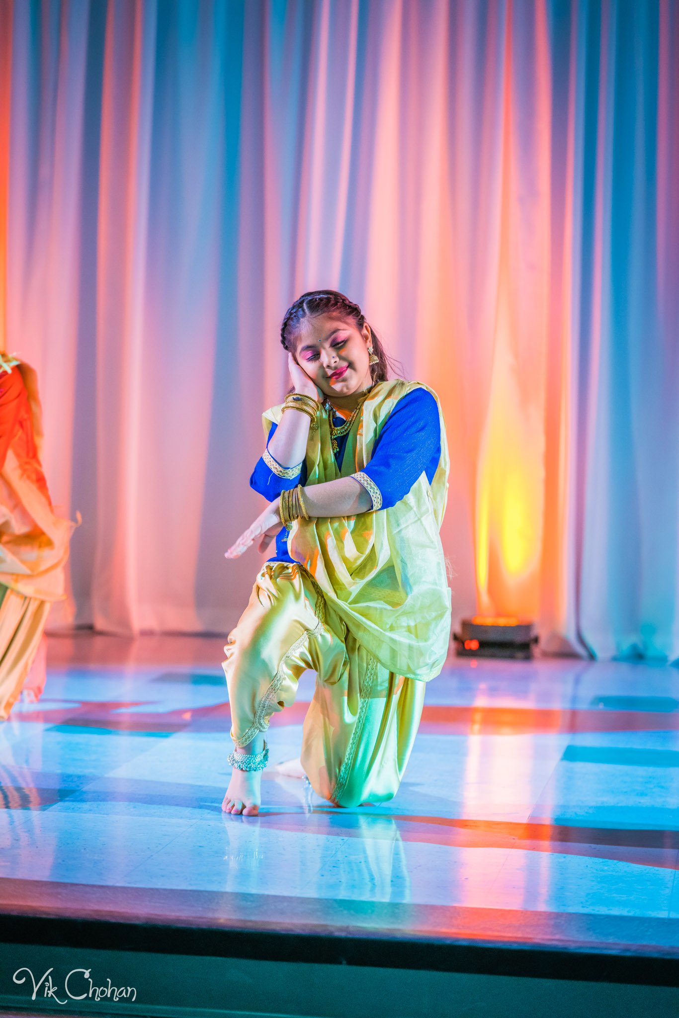2022-11-05-Nritya-Academy-of-Indian-Dances-FOILV-Diwali-Dhamaka-Vik-Chohan-Photography-Photo-Booth-Social-Media-VCP-273.jpg