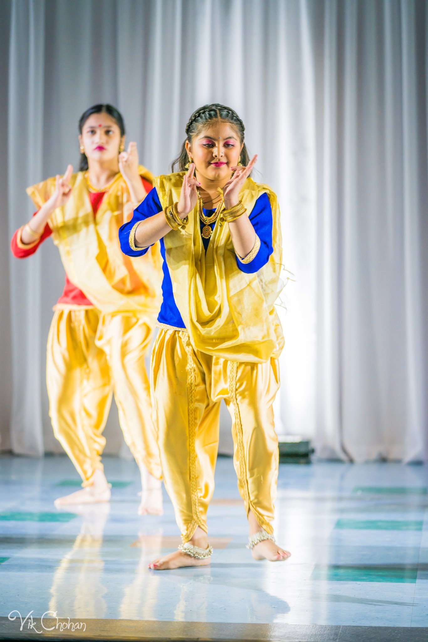 2022-11-05-Nritya-Academy-of-Indian-Dances-FOILV-Diwali-Dhamaka-Vik-Chohan-Photography-Photo-Booth-Social-Media-VCP-281.jpg