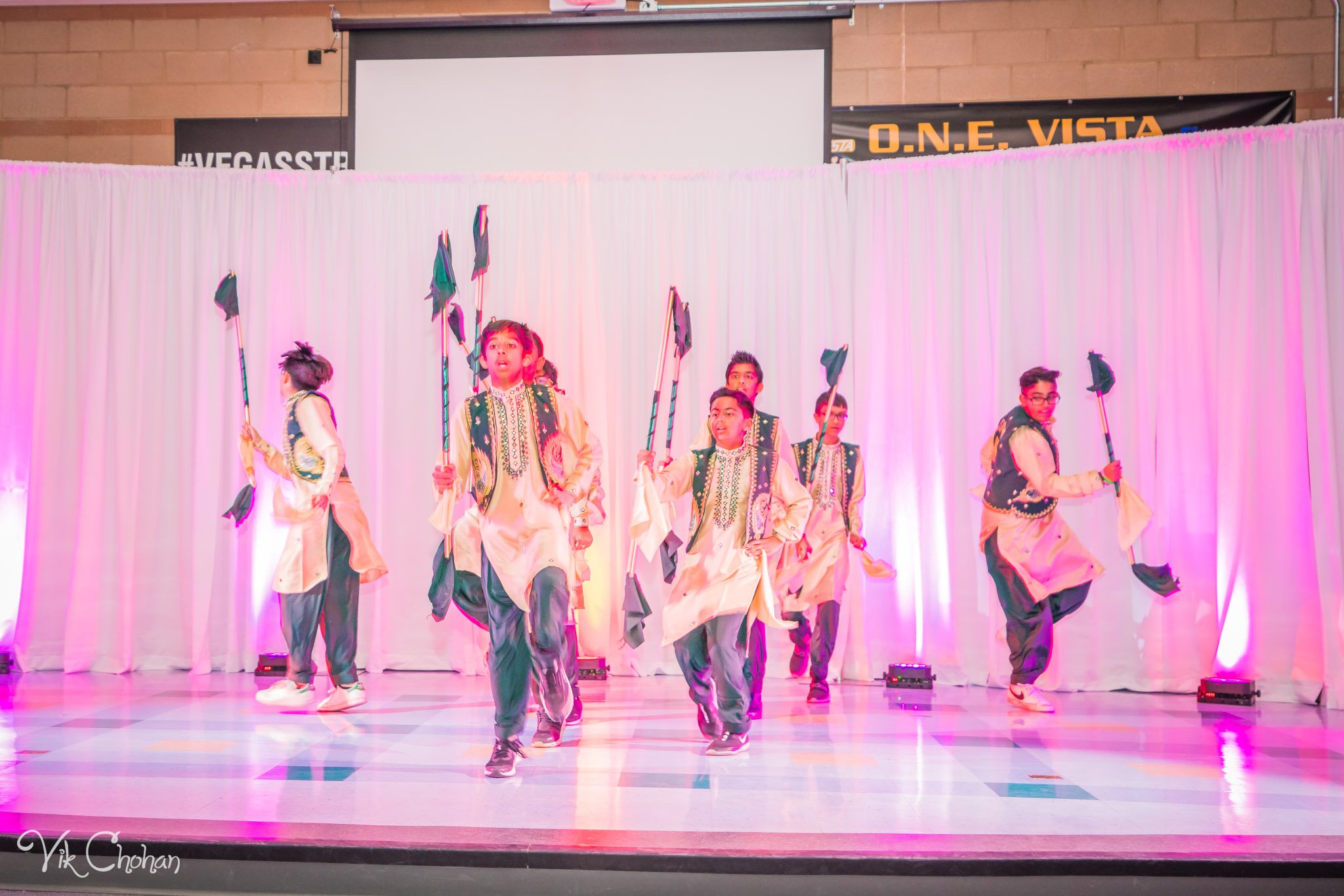 2022-11-05-Nritya-Academy-of-Indian-Dances-FOILV-Diwali-Dhamaka-Vik-Chohan-Photography-Photo-Booth-Social-Media-VCP-739.jpg