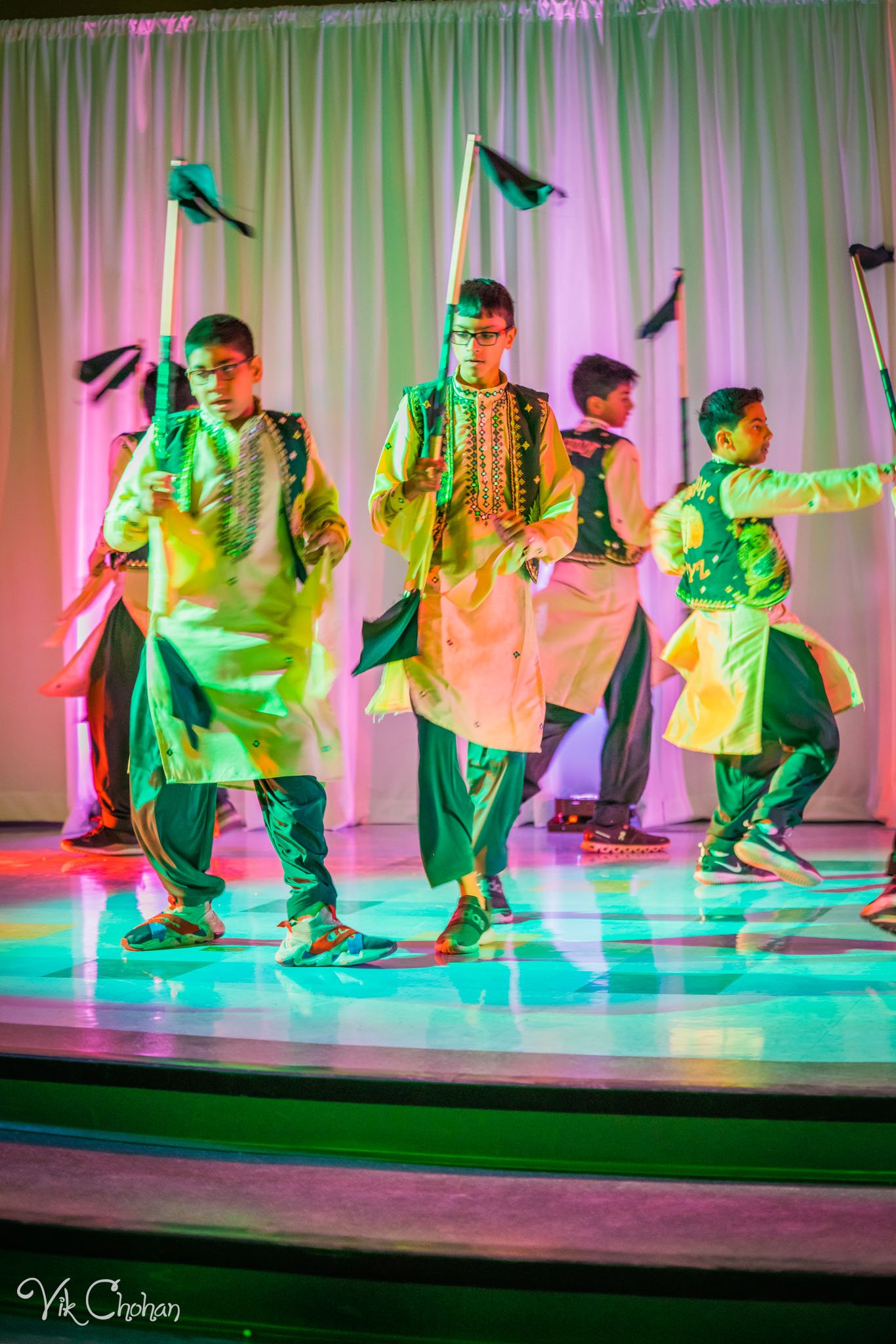 2022-11-05-Nritya-Academy-of-Indian-Dances-FOILV-Diwali-Dhamaka-Vik-Chohan-Photography-Photo-Booth-Social-Media-VCP-756.jpg