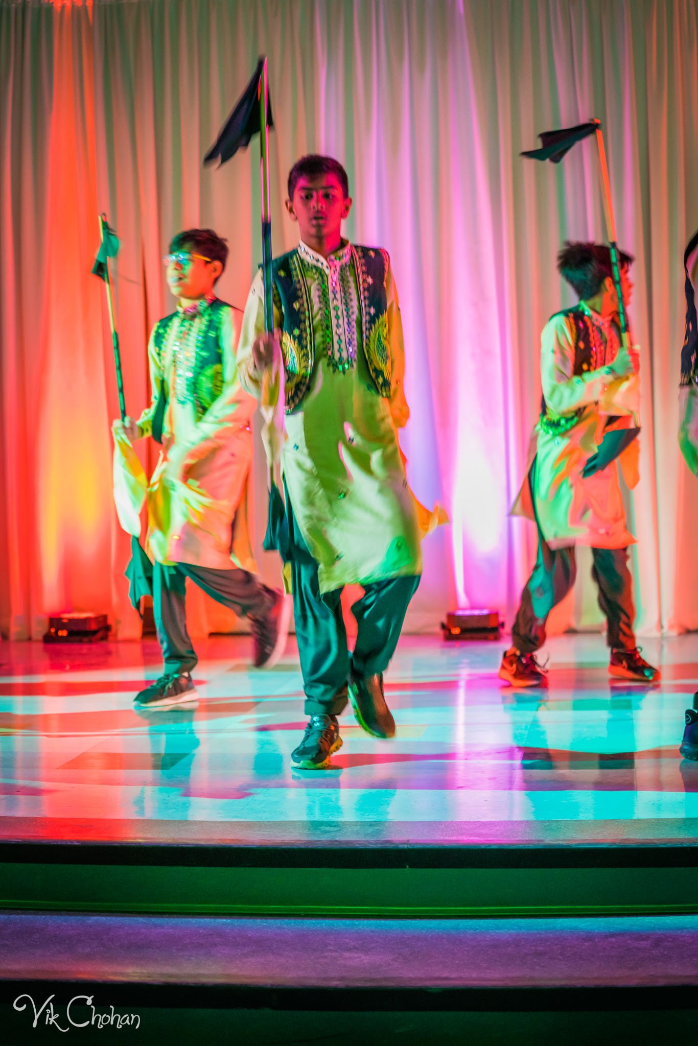 2022-11-05-Nritya-Academy-of-Indian-Dances-FOILV-Diwali-Dhamaka-Vik-Chohan-Photography-Photo-Booth-Social-Media-VCP-757.jpg